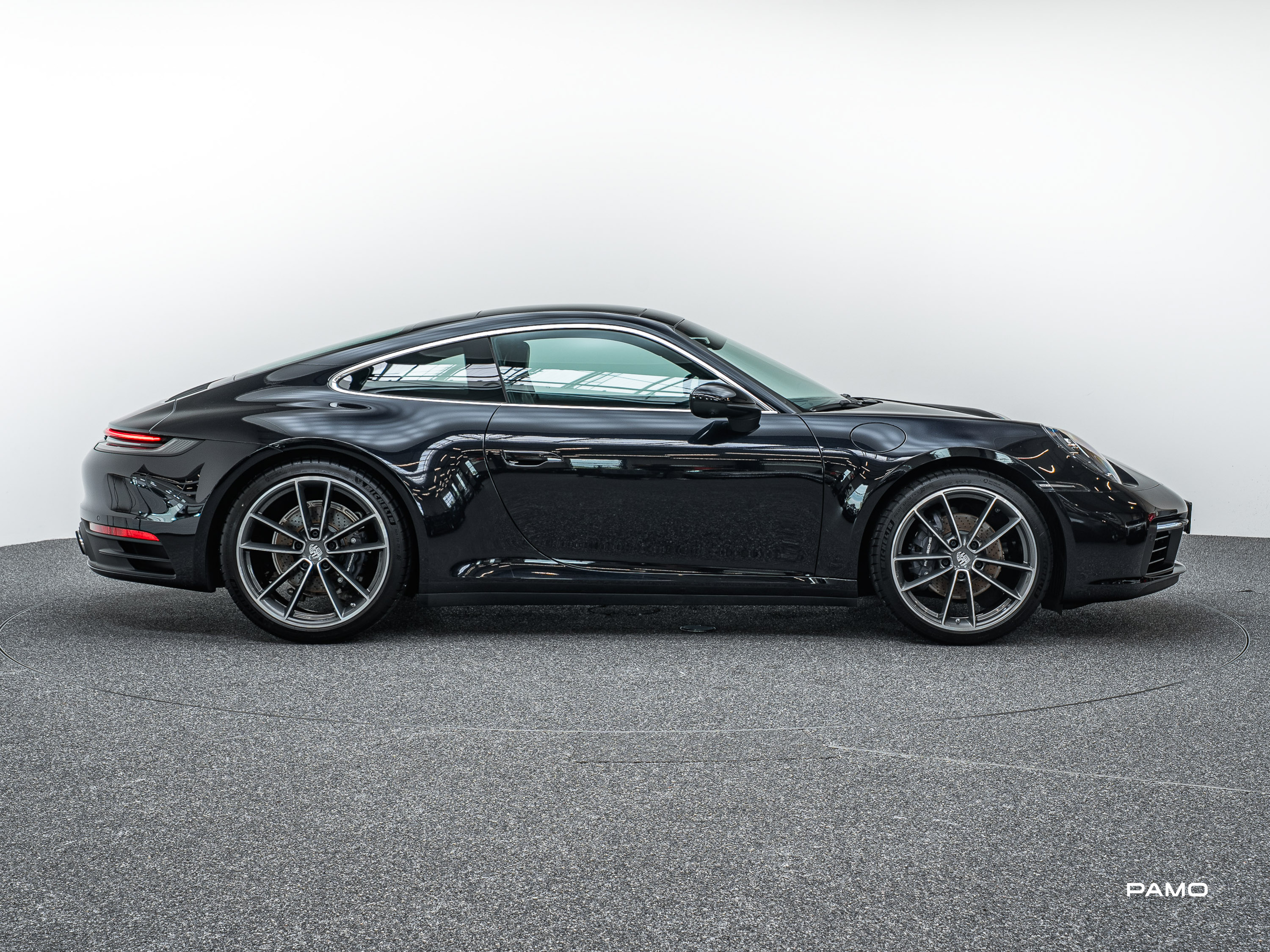 1504_Porsche_992_Carrera-8.jpg