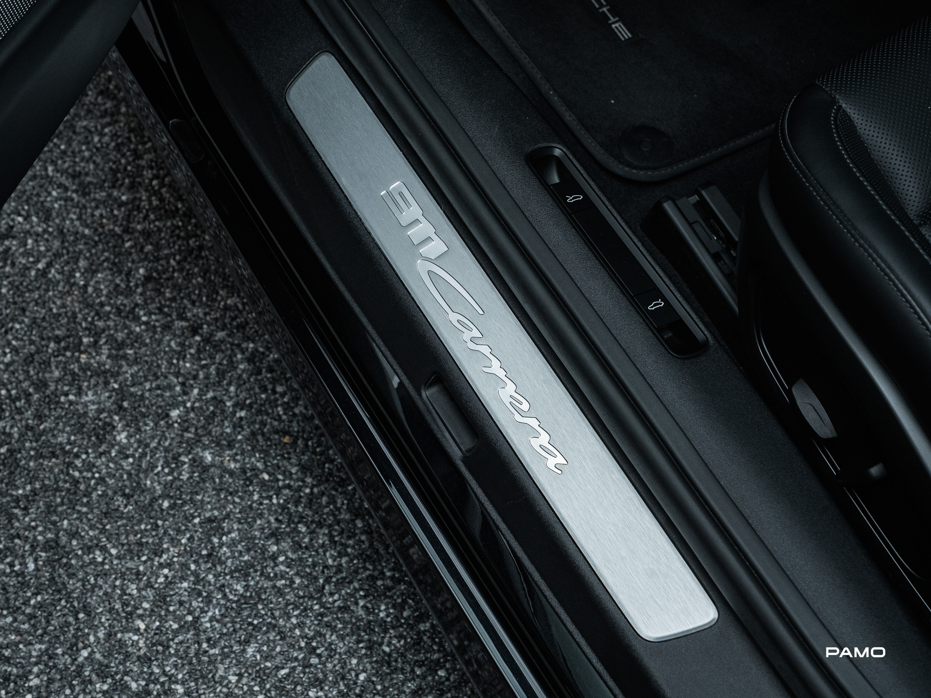 1504_Porsche_992_Carrera-16.jpg