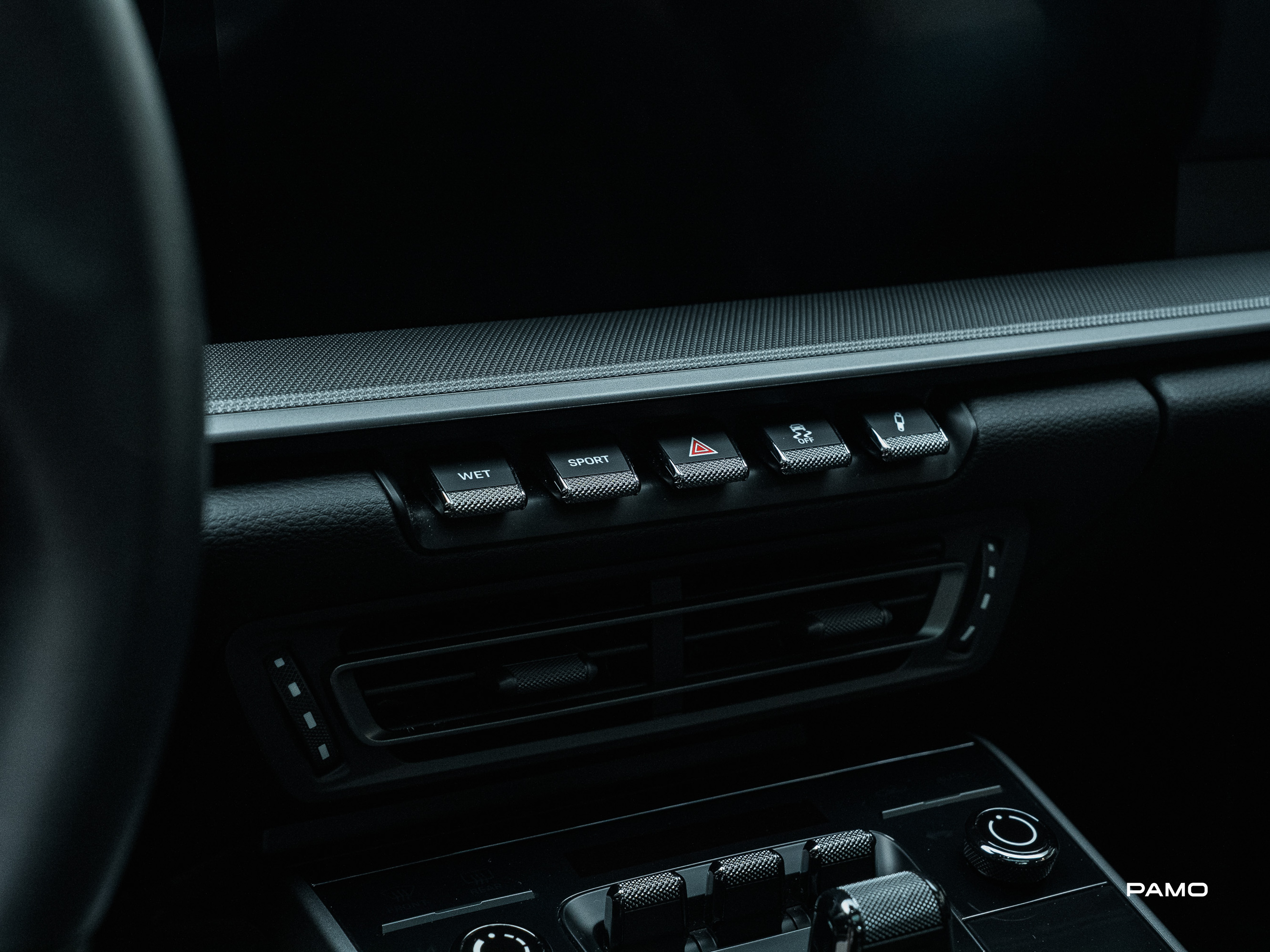 1504_Porsche_992_Carrera-29.jpg