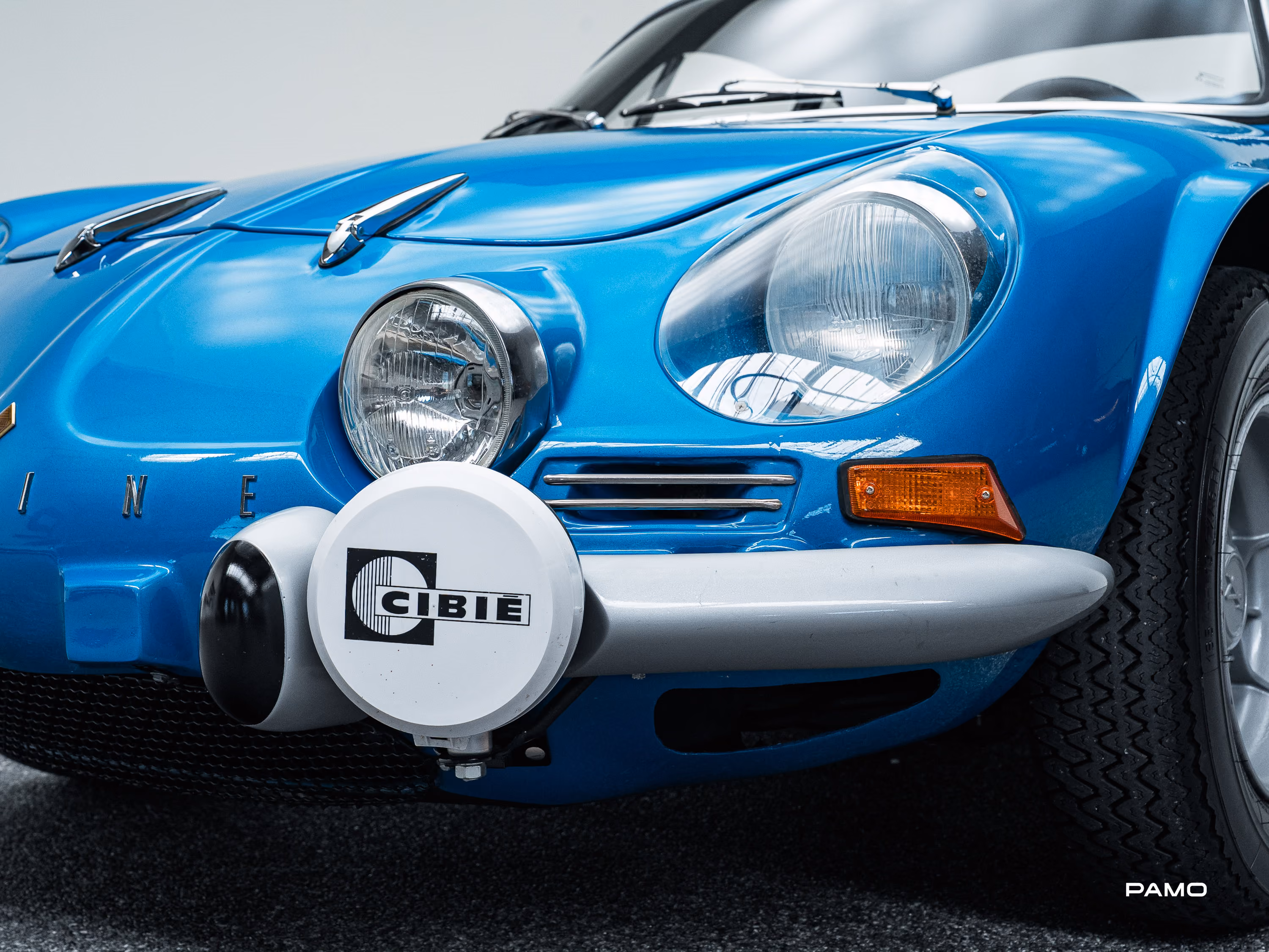 1376_Alpine_A110-10.jpg