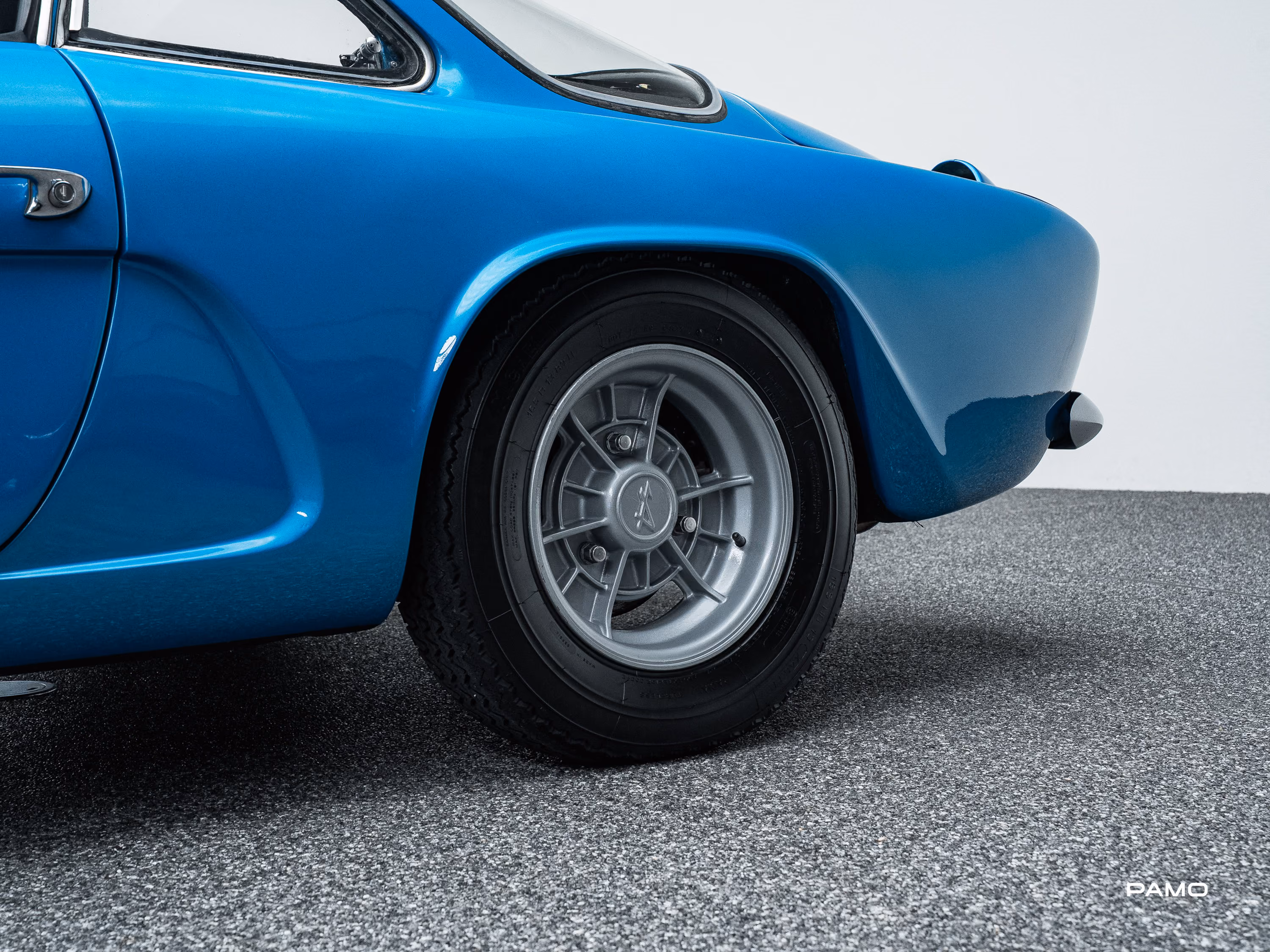 1376_Alpine_A110-12.jpg