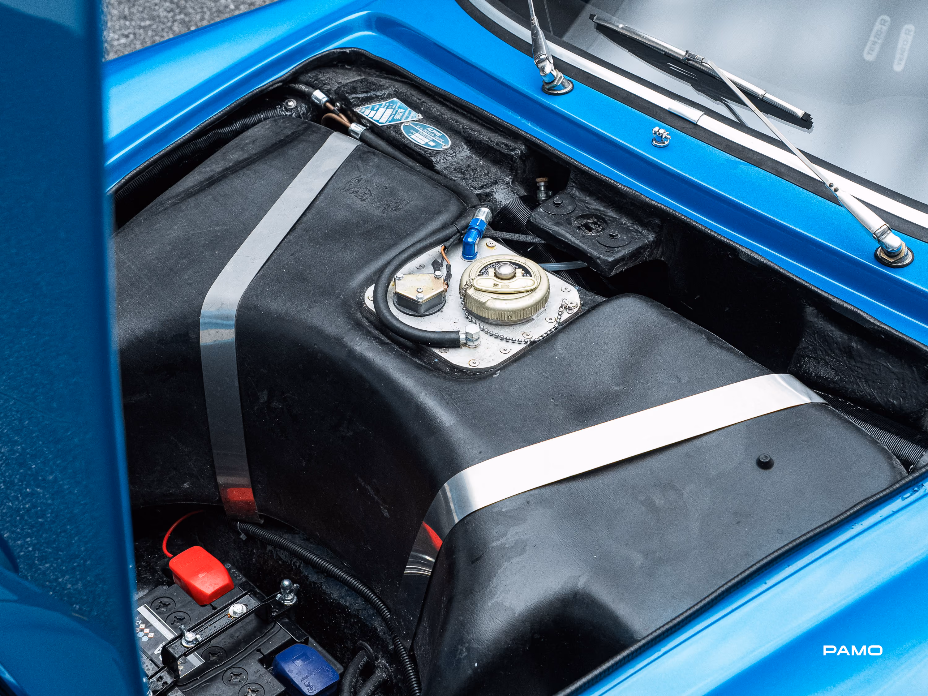 1376_Alpine_A110-24.jpg