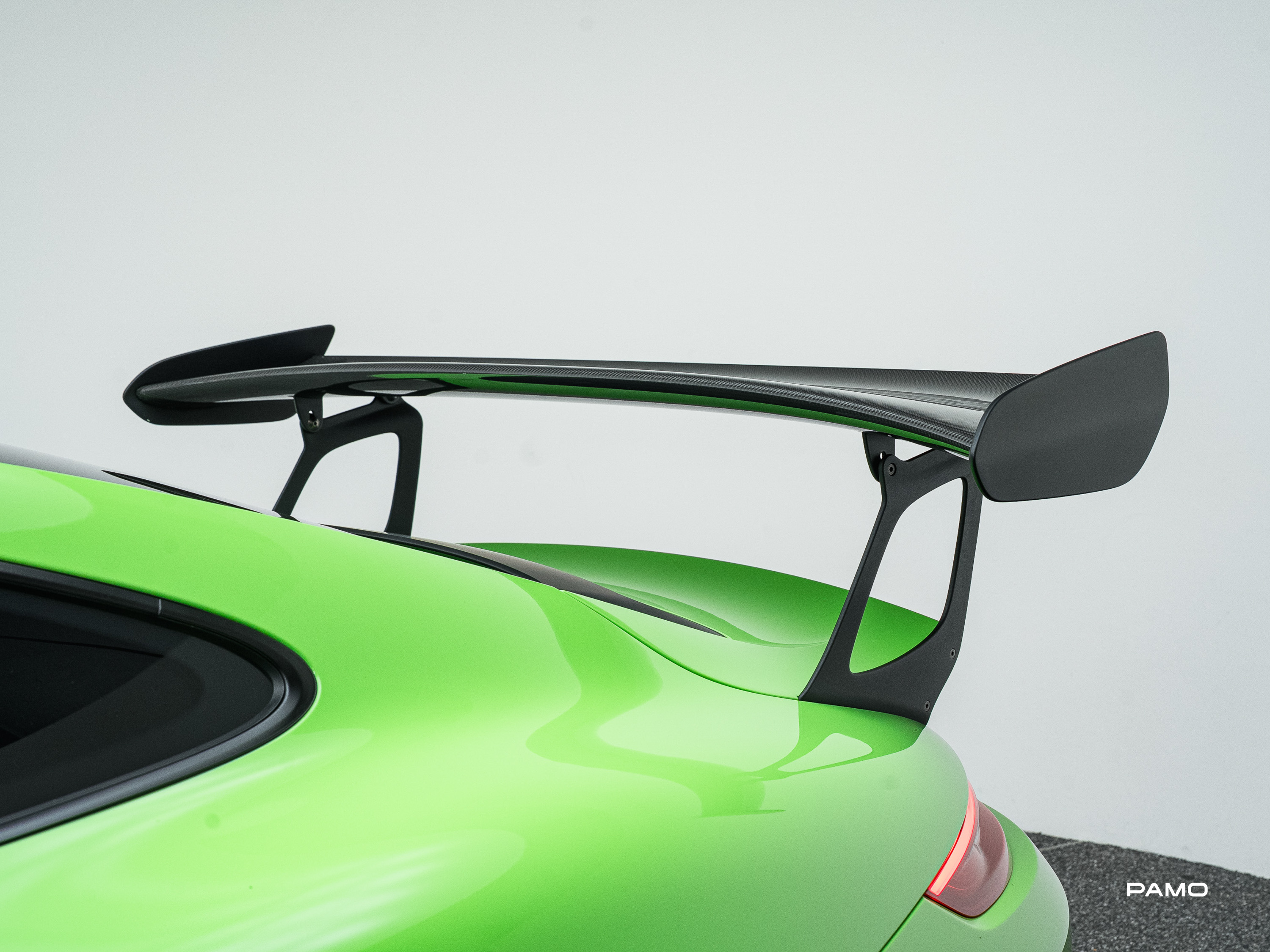 895_Porsche_991.2_GT3RS-22.jpg