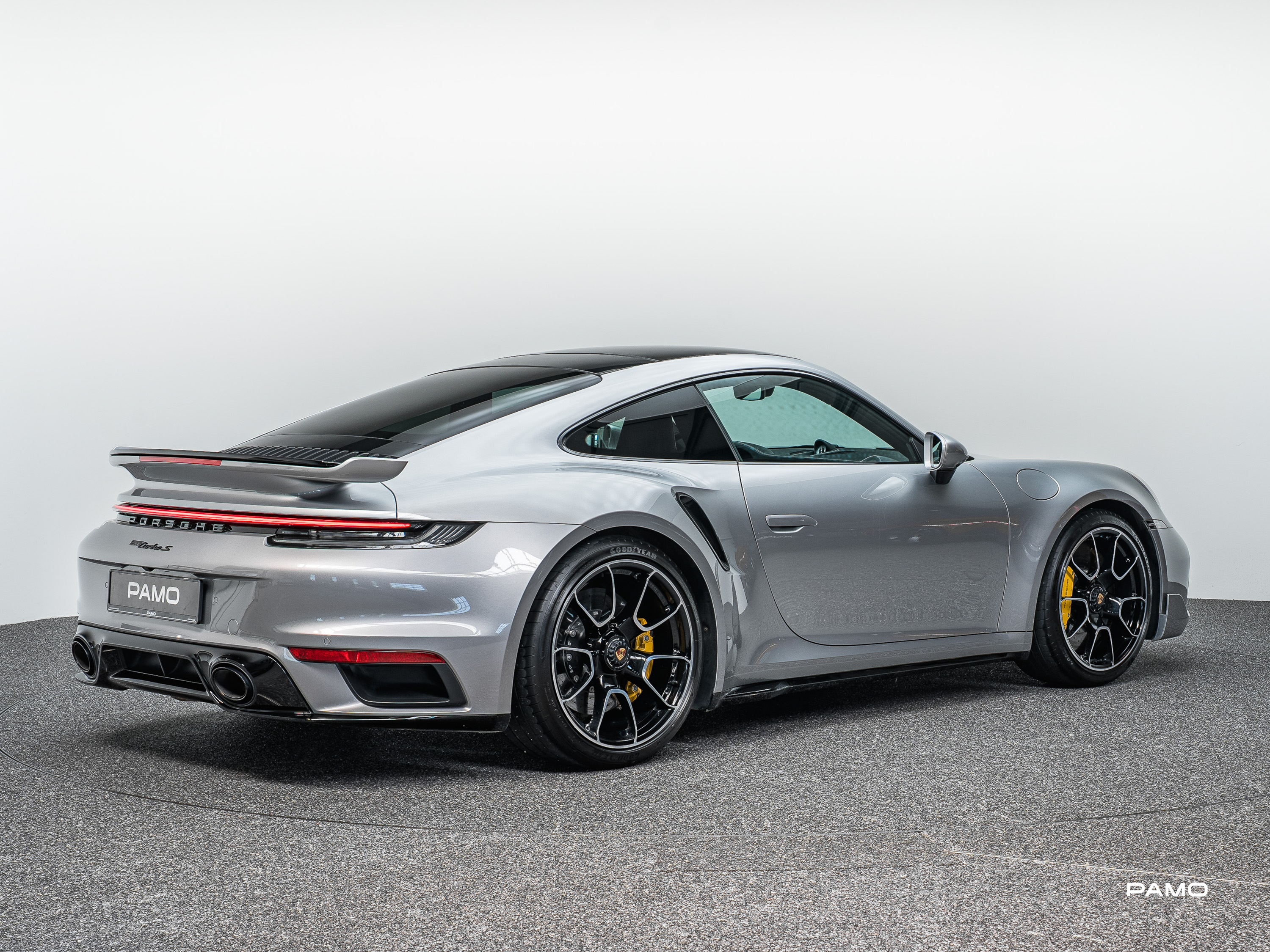 1503_Porsche_992_Turbo_S_Cabrio-6.jpg