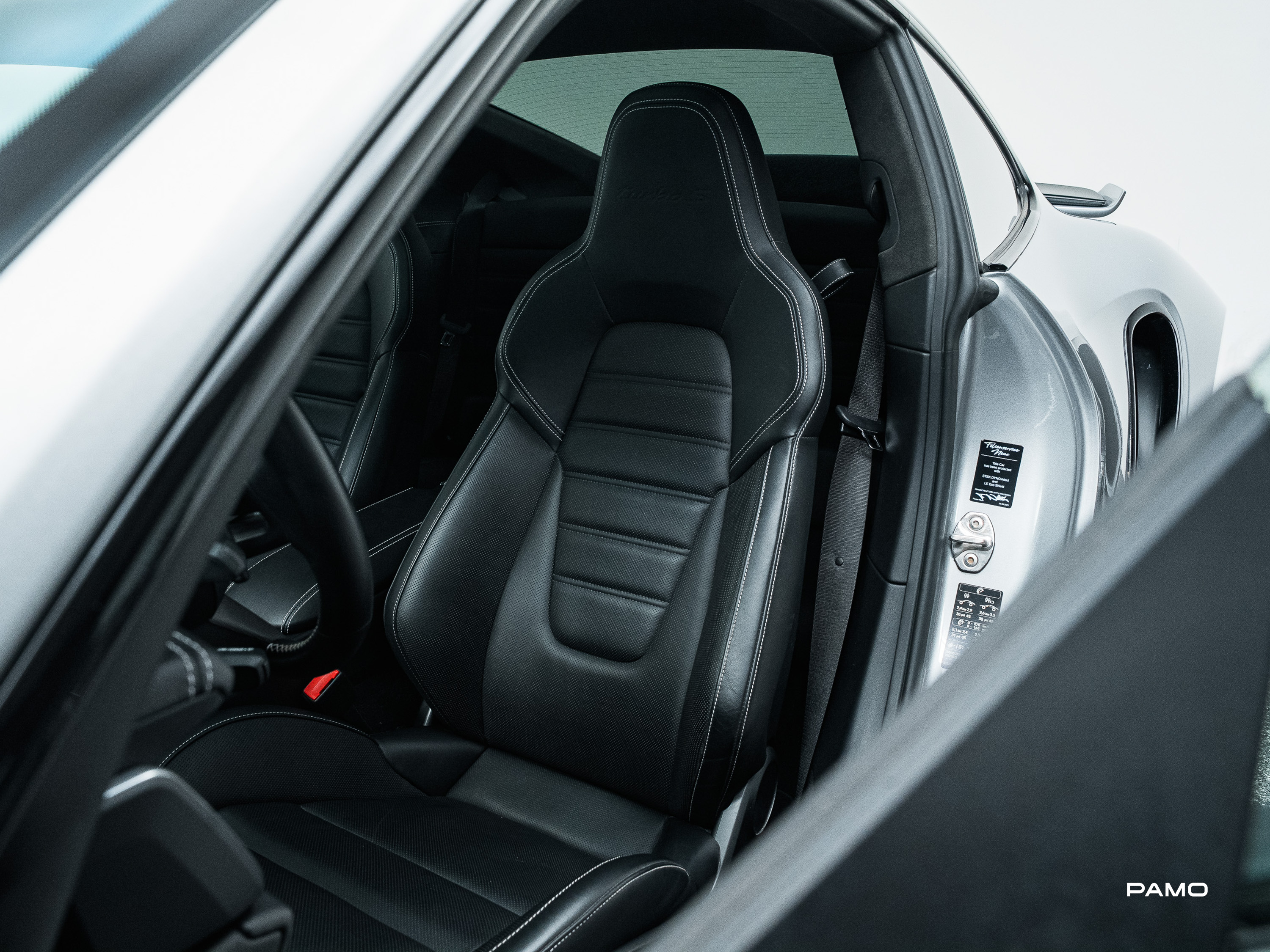 1503_Porsche_992_Turbo_S_Cabrio-14.jpg