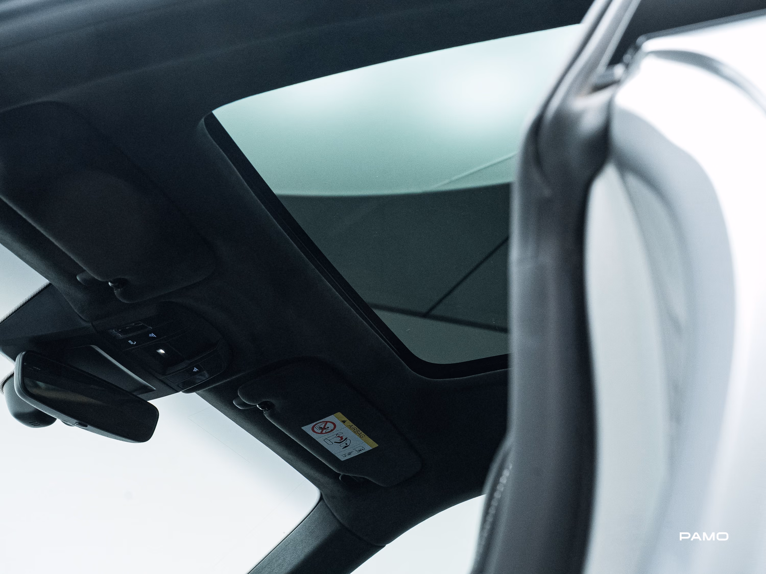 1503_Porsche_992_Turbo_S_Cabrio-24.jpg
