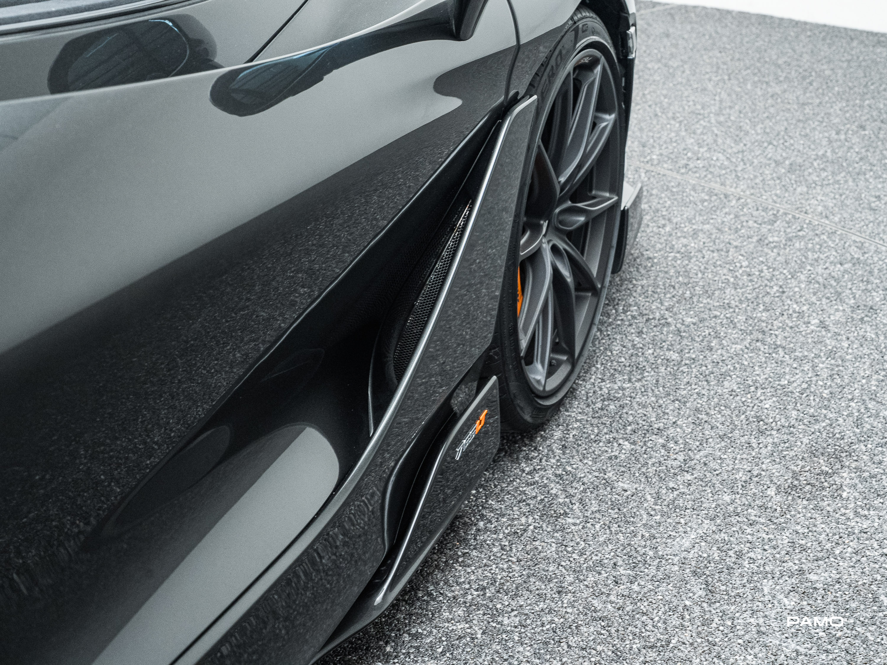 1505_McLaren_675LT-32.jpg