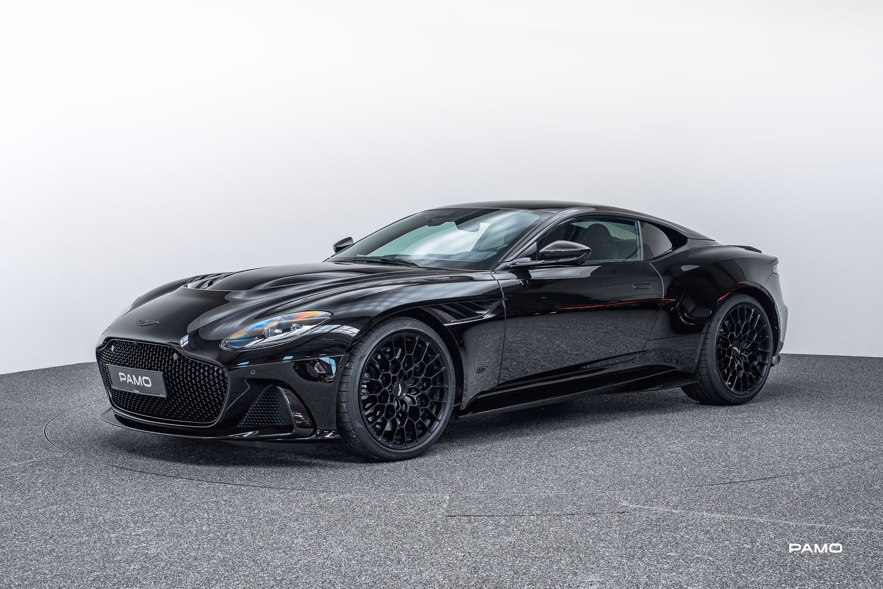 1506_Aston_Martin_DBS-2.jpg