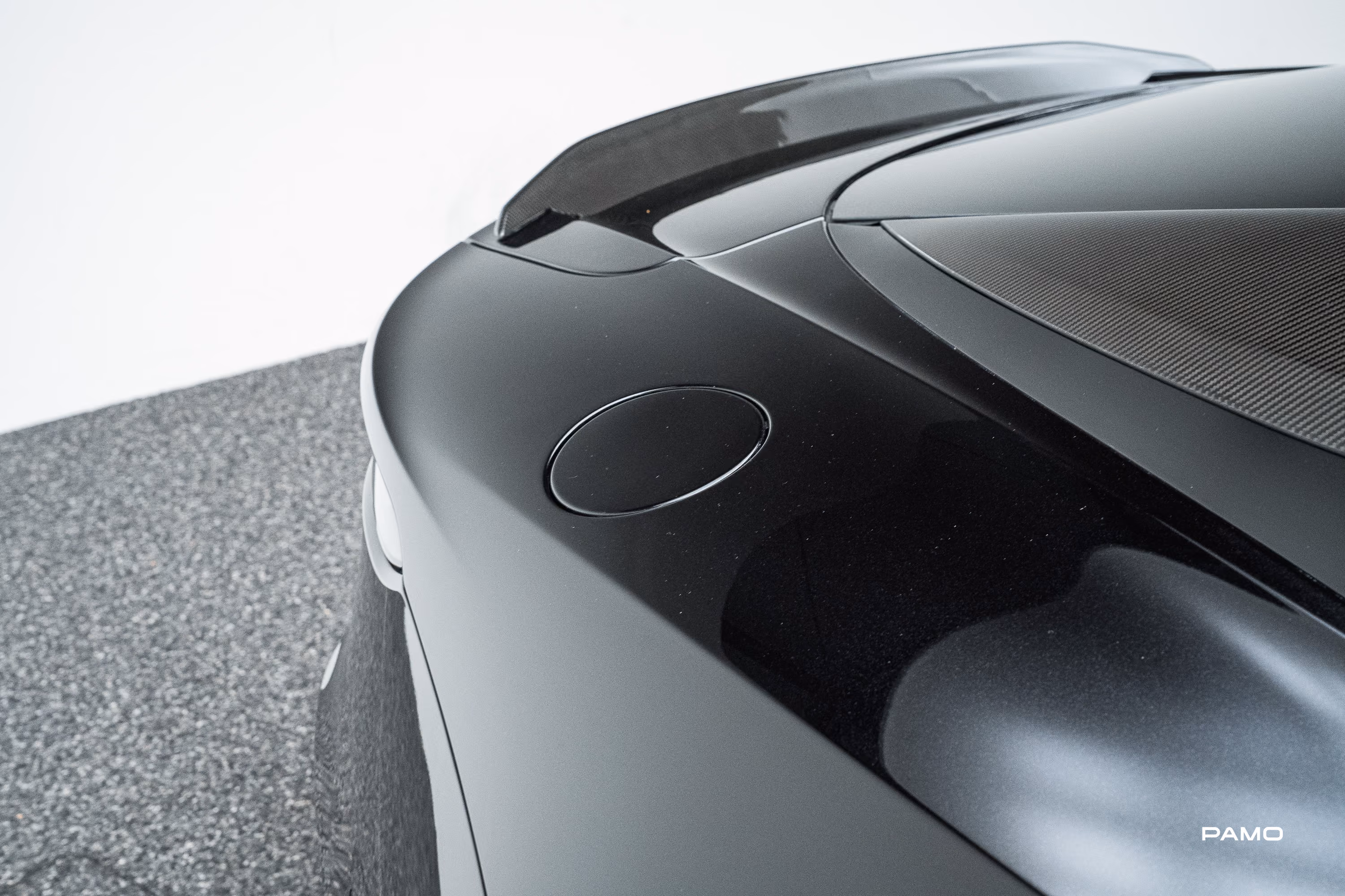 1506_Aston_Martin_DBS-20.jpg