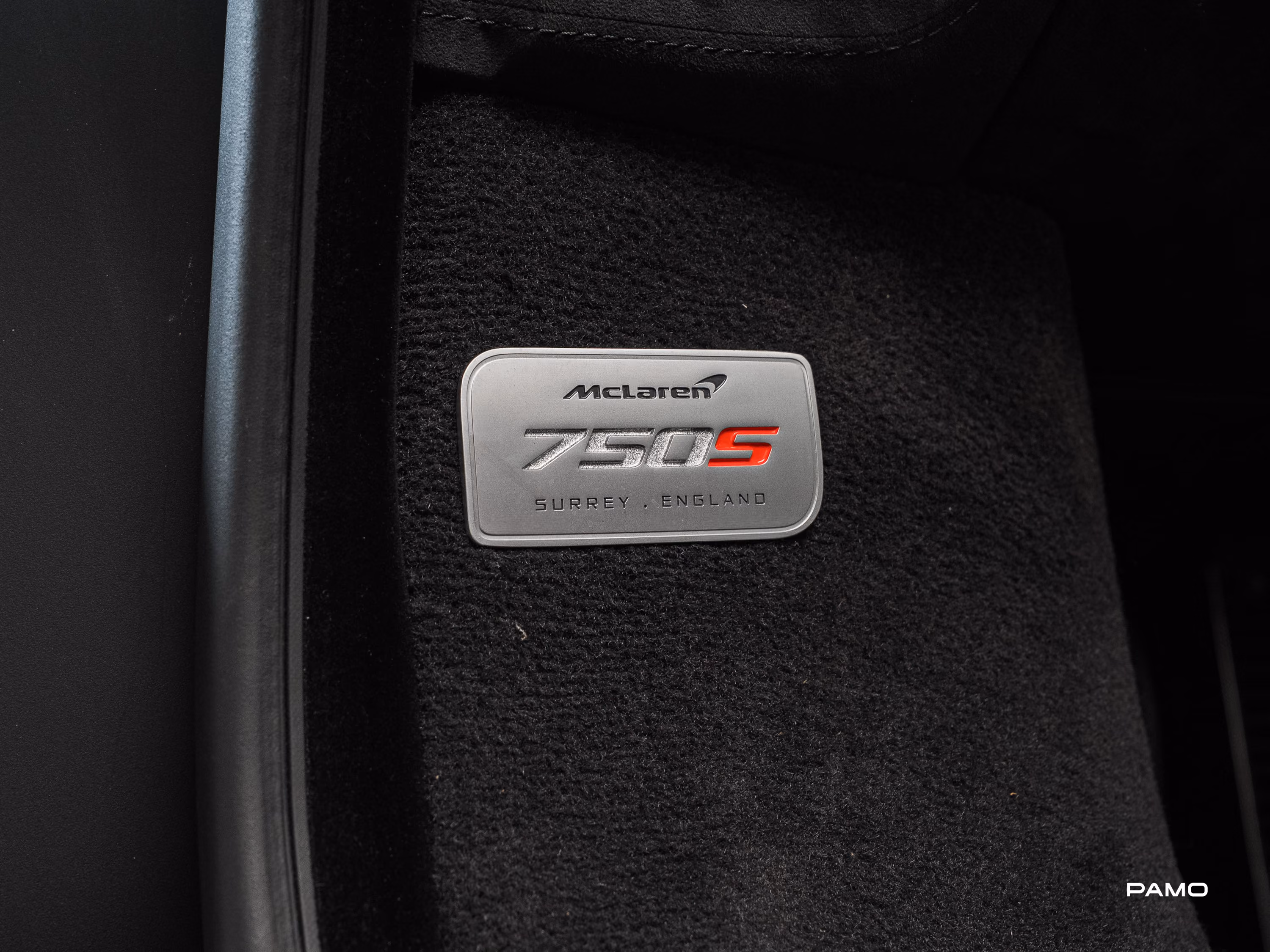 1067_McLaren_750s-24.jpg