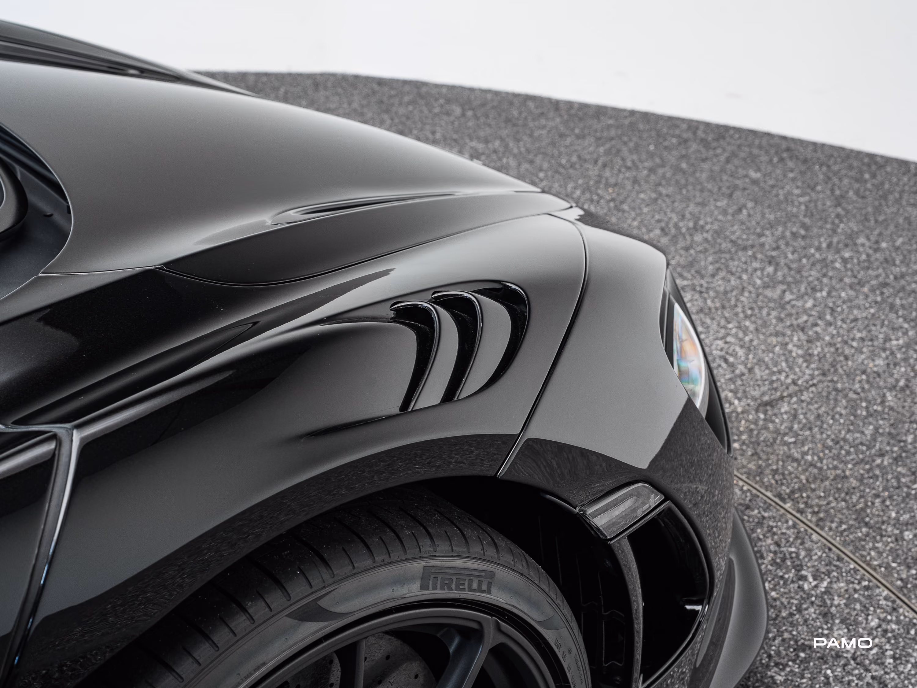 1067_McLaren_750s-38.jpg