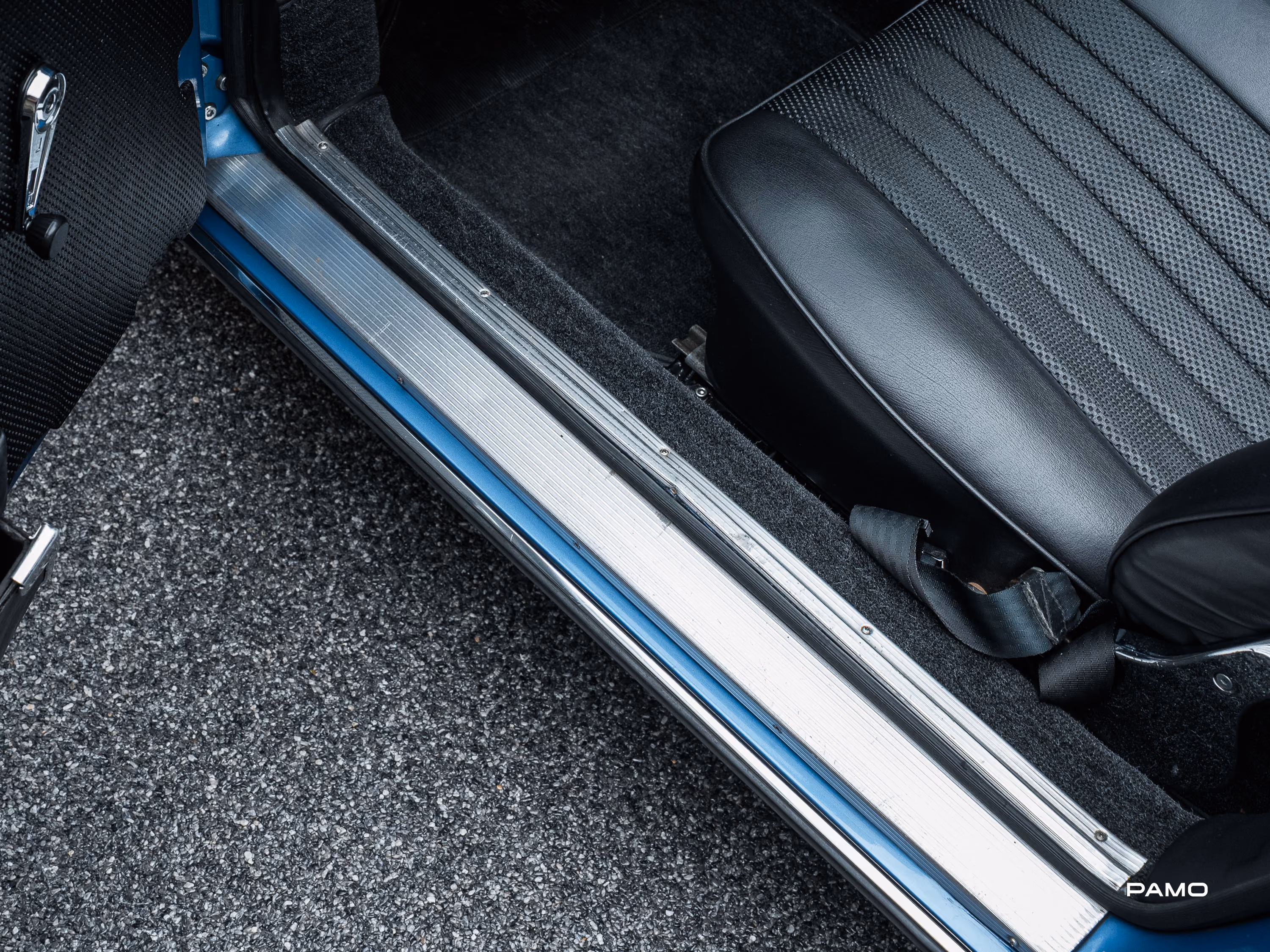 000_Porsche_blauer_Targa-21.jpg