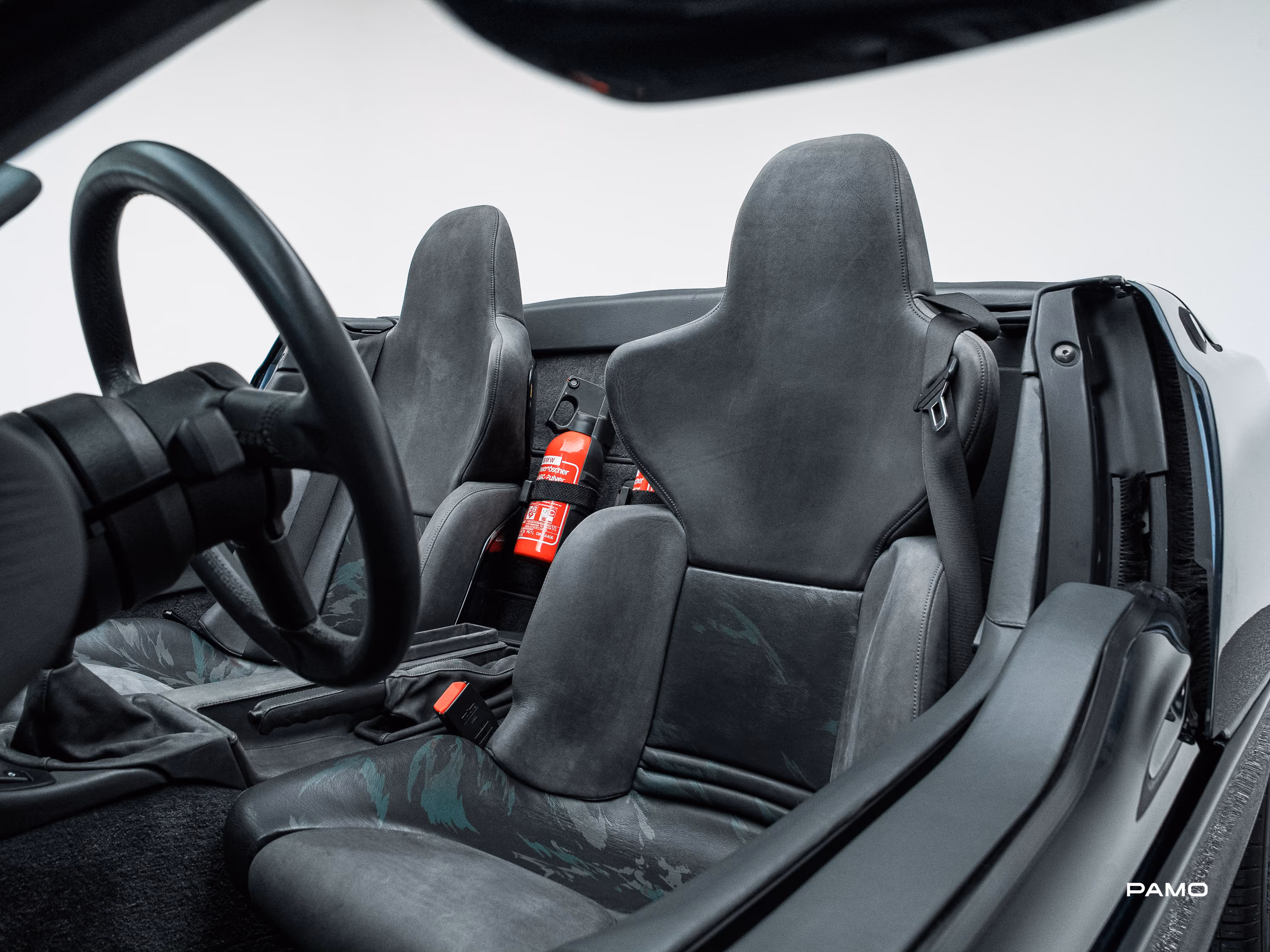1561_BMW_Z1-12.jpg