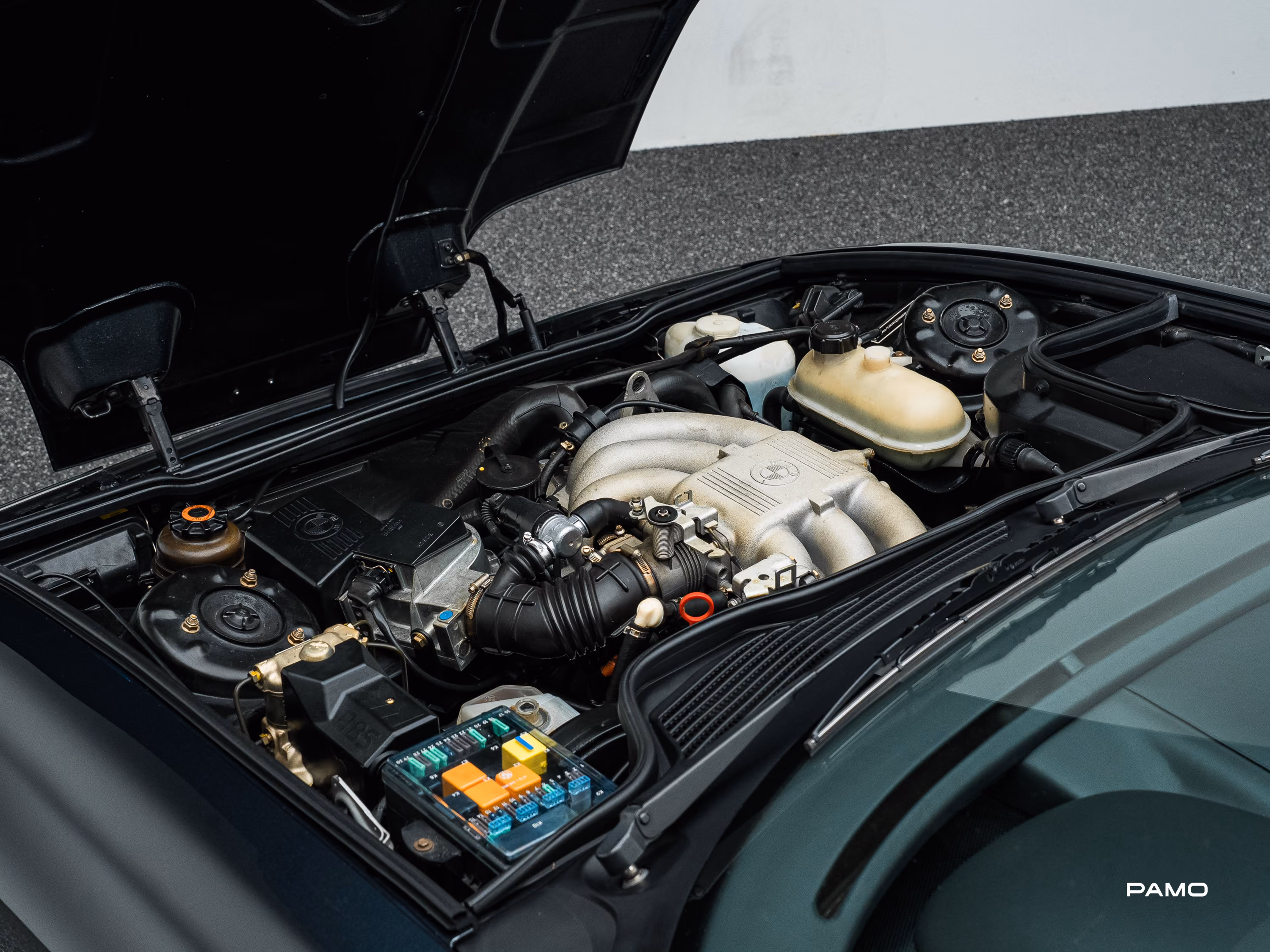 1561_BMW_Z1-21.jpg