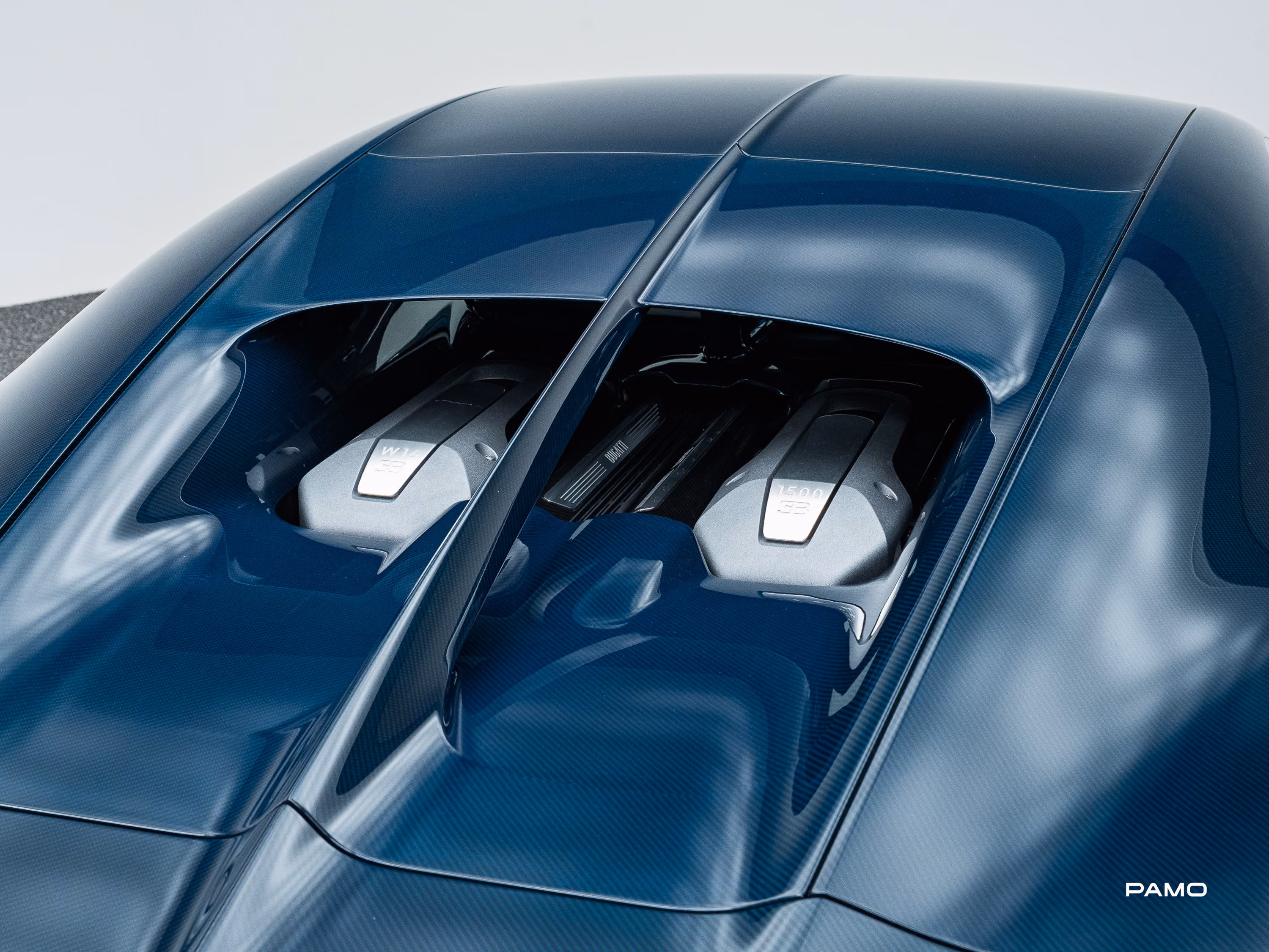 1567_Bugatti_Chiron_blue-21.jpg