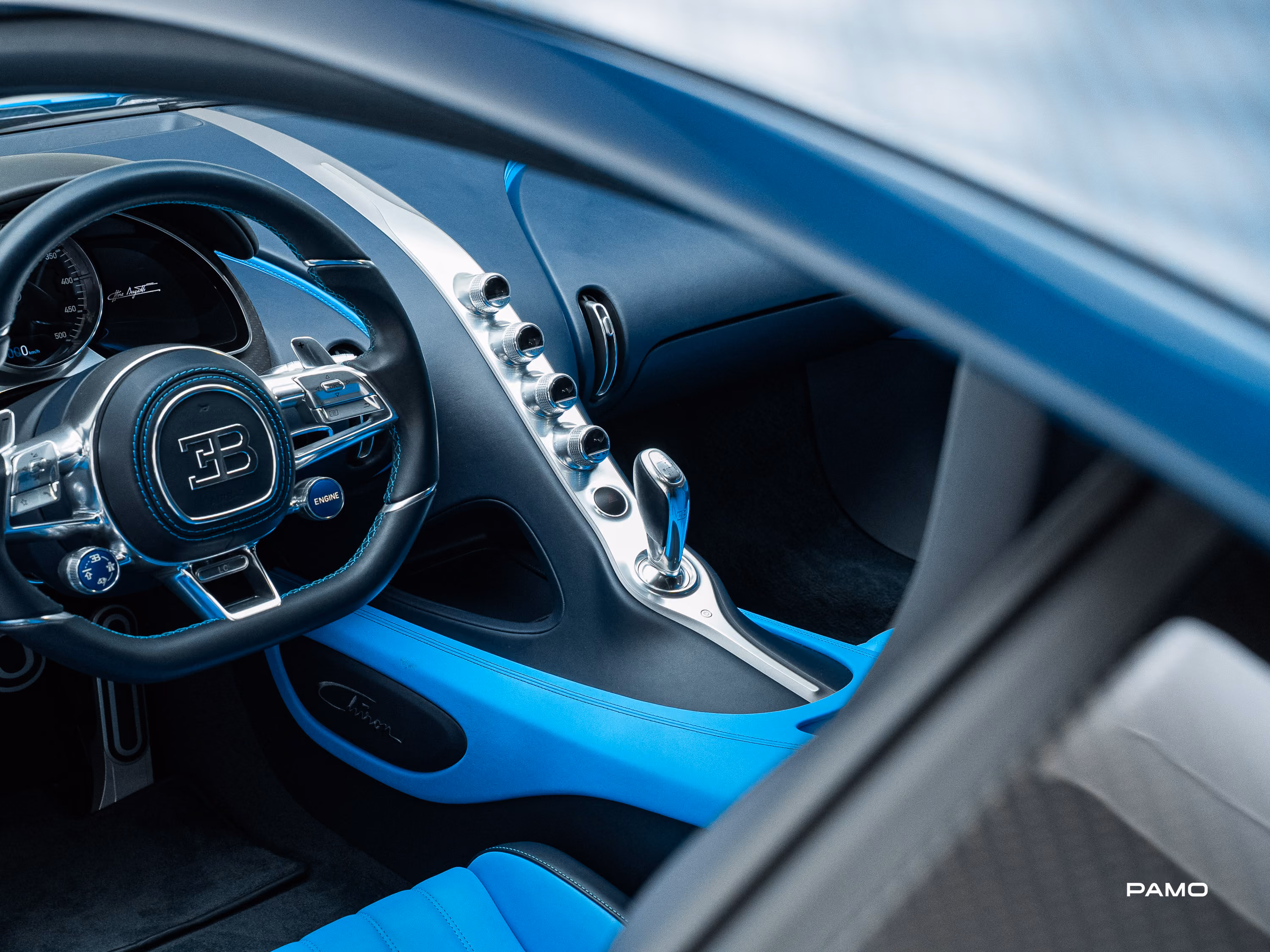 1567_Bugatti_Chiron_blue-27.jpg