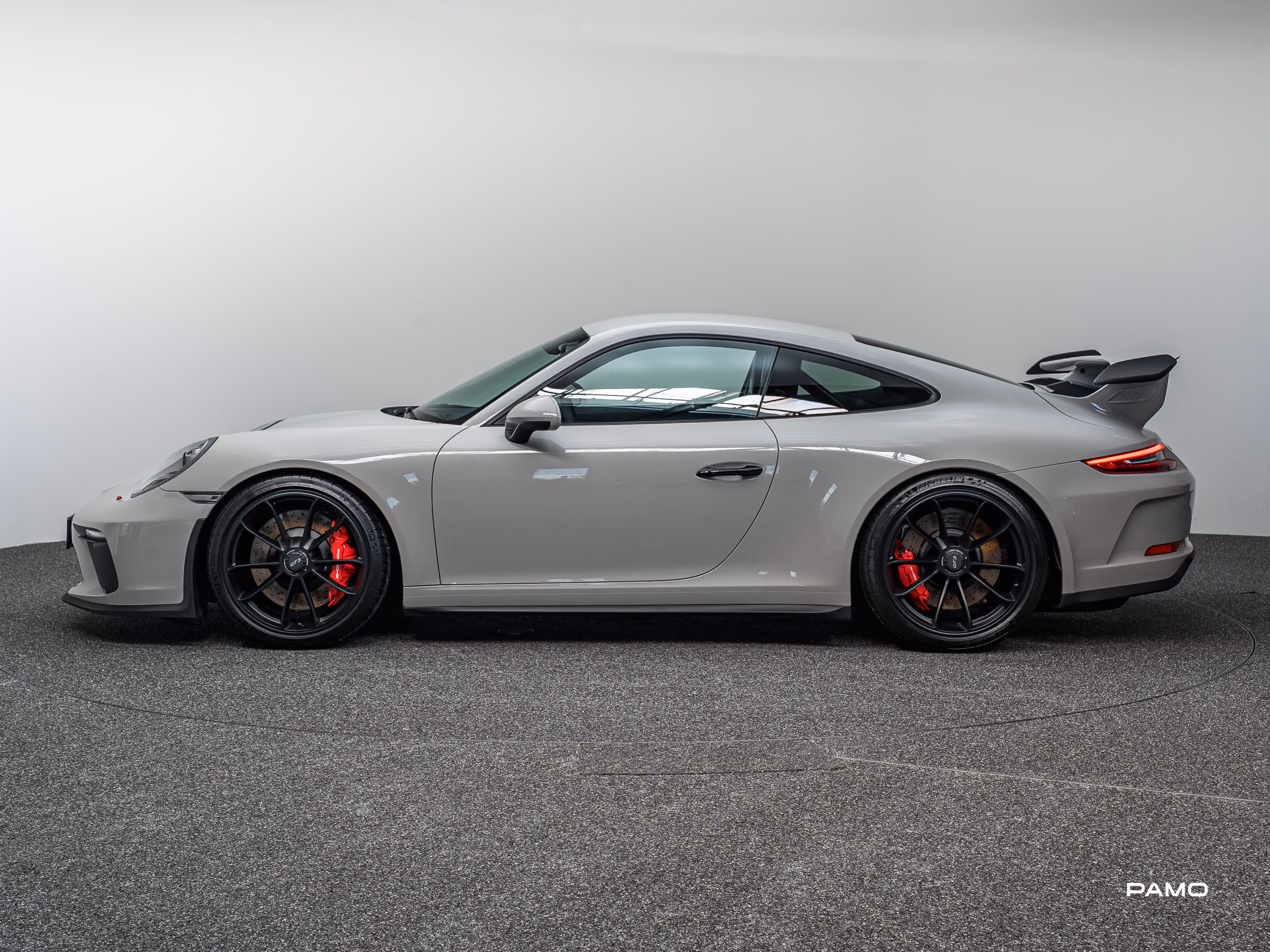 1571_Porsche_991.2 GT3_grau-3.jpg