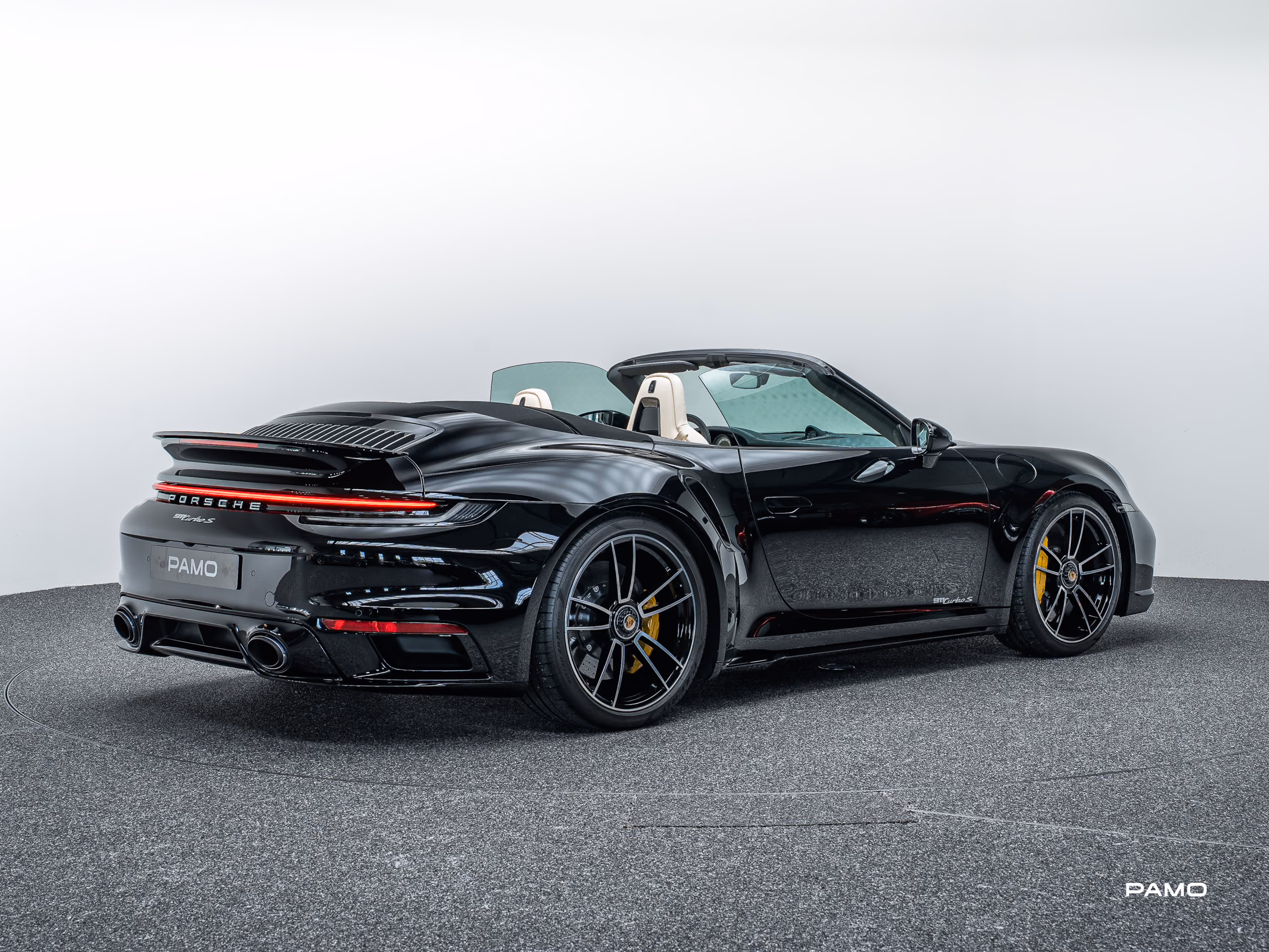 1514_Porsche_992_Turbo_S_Cabrio-14.jpg