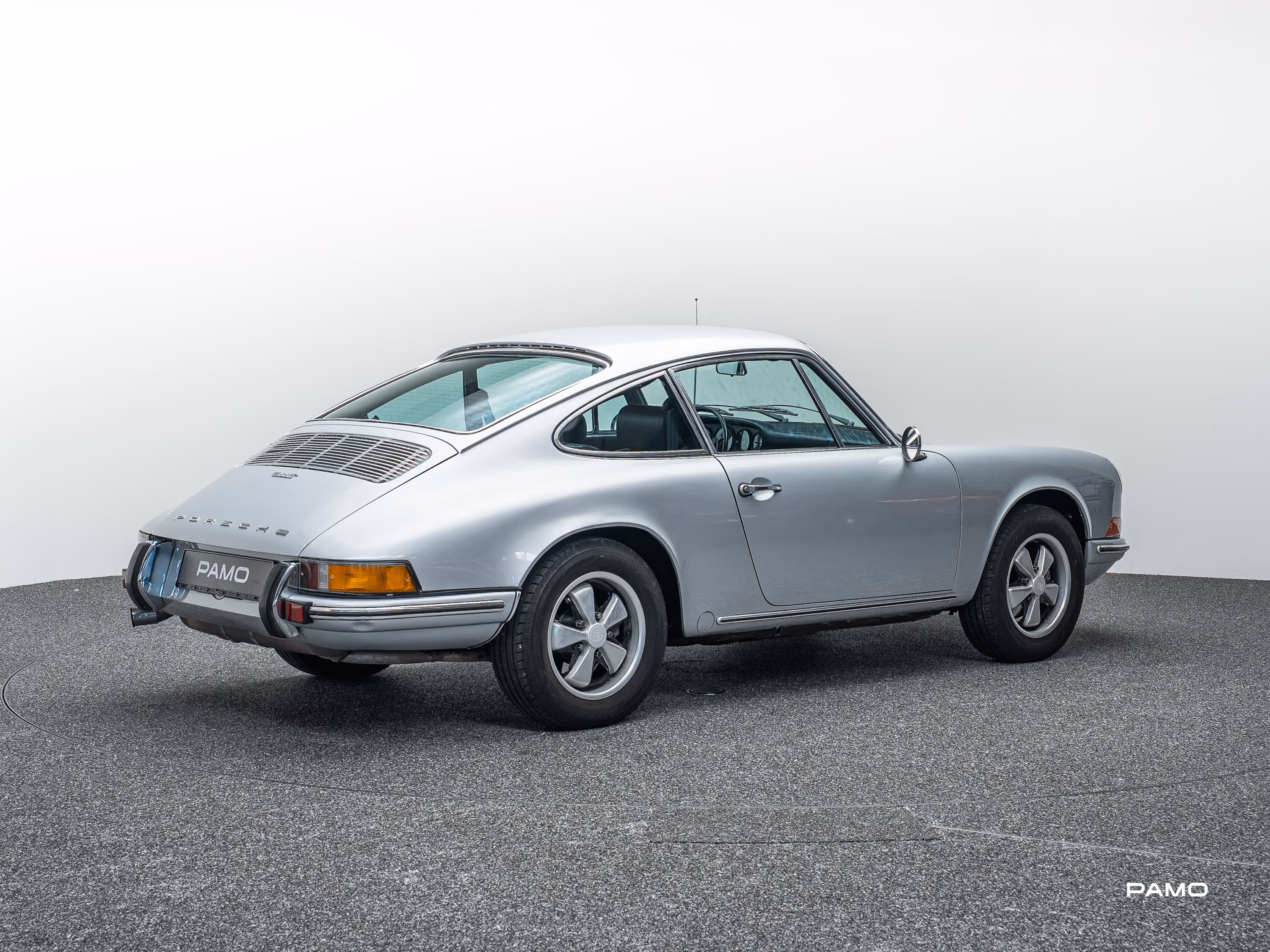 1555_Porsche_911_Urmodell_silber-6.jpg