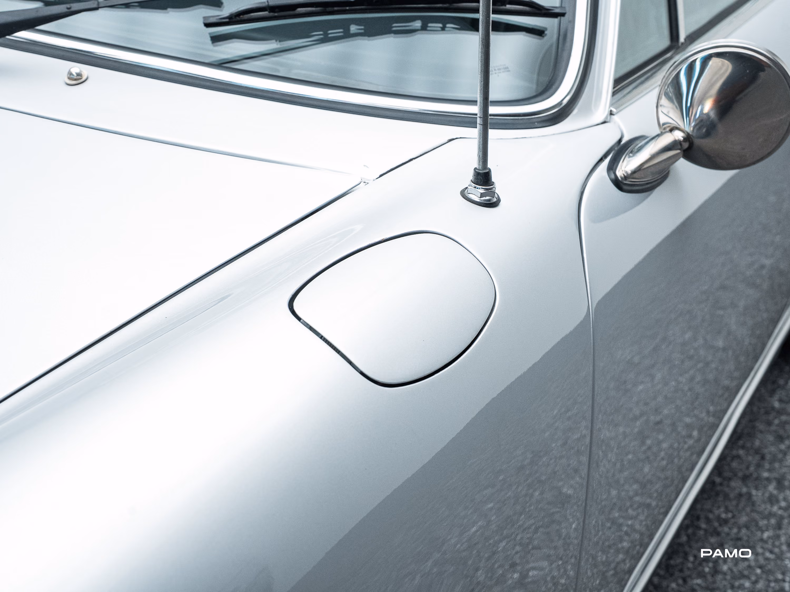 1555_Porsche_911_Urmodell_silber-20.jpg