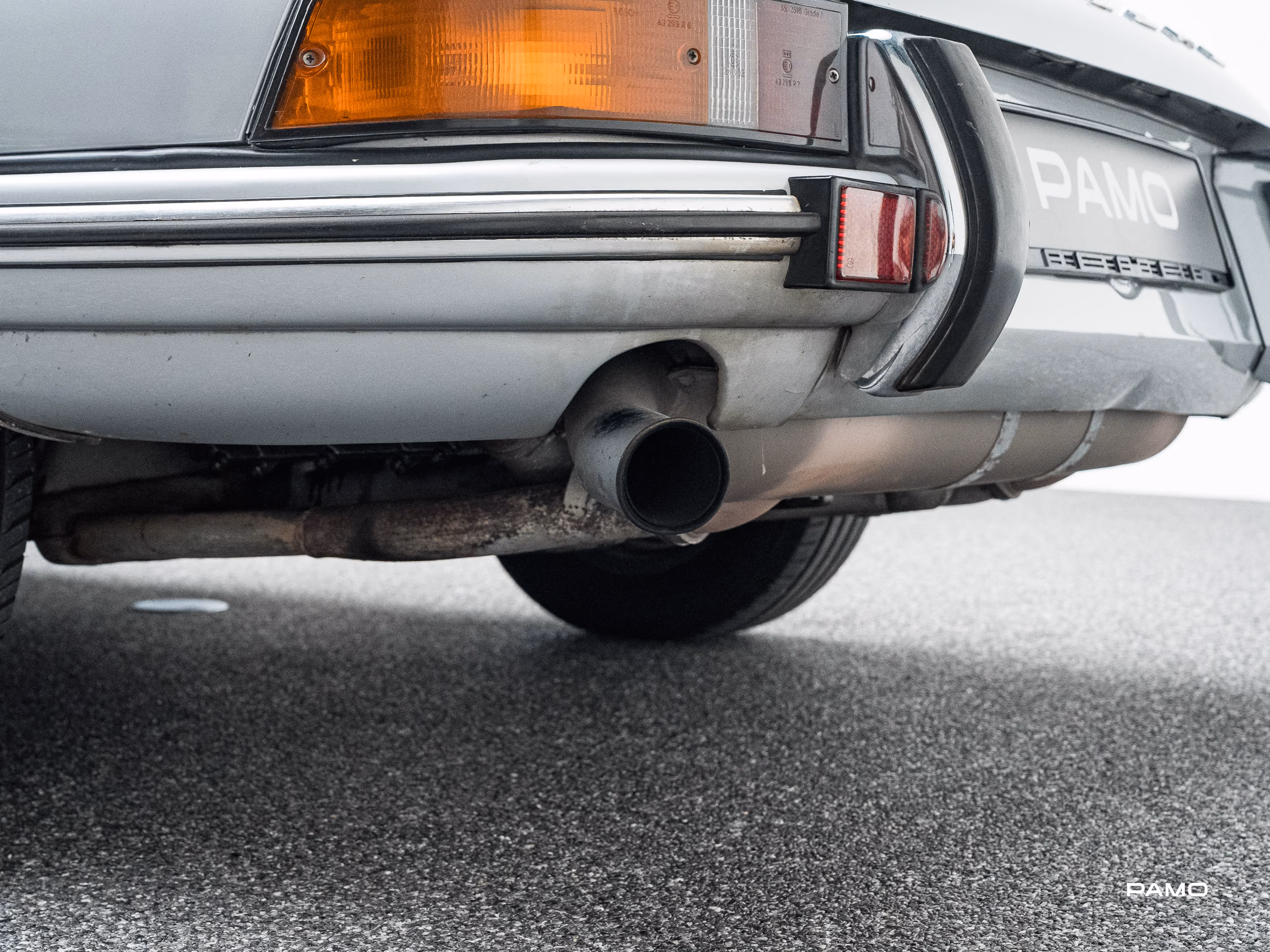 1555_Porsche_911_Urmodell_silber-16.jpg