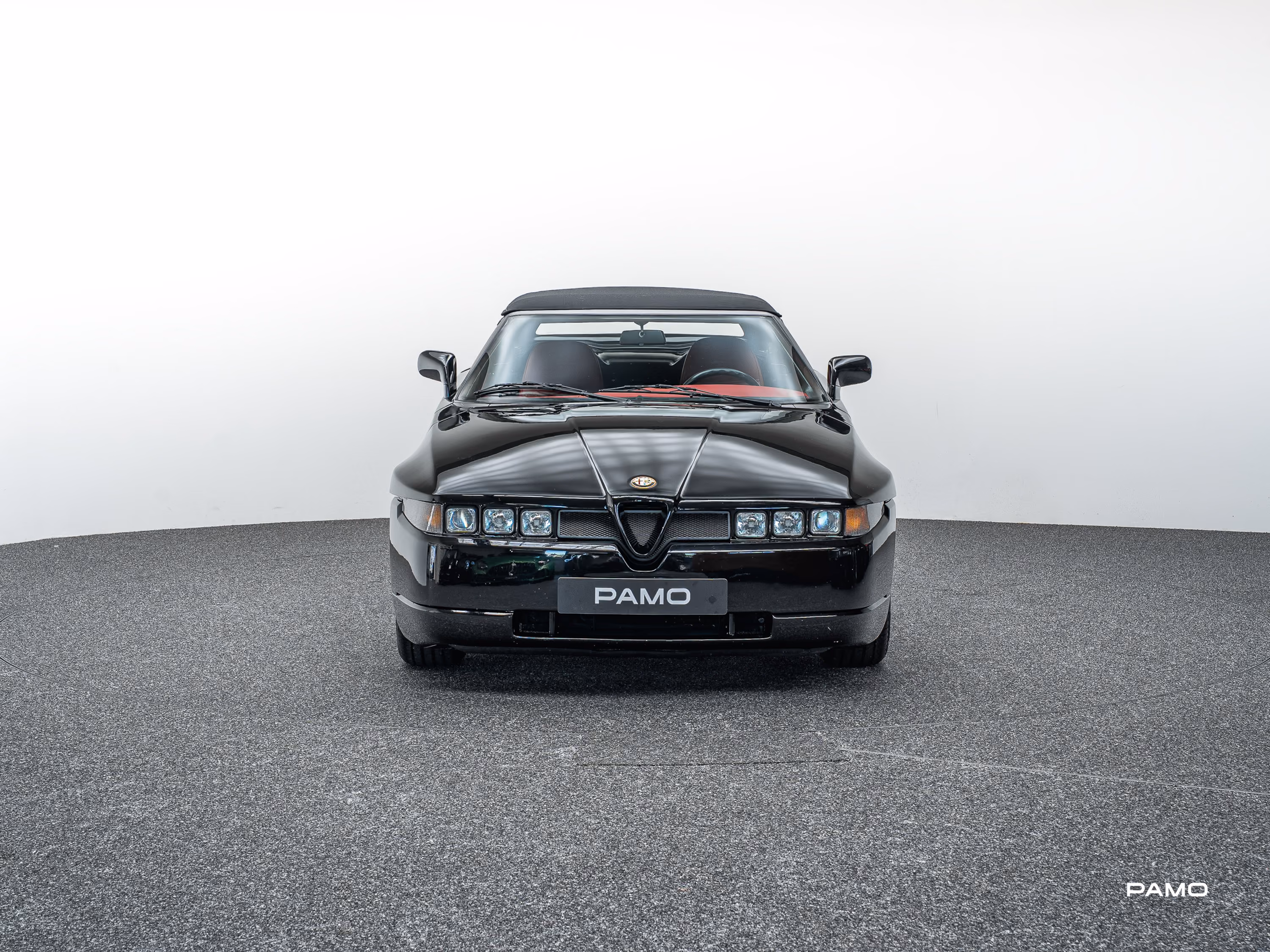 1543_Alfa_Romeo_Roadster_Zagato_RZ-1.jpg
