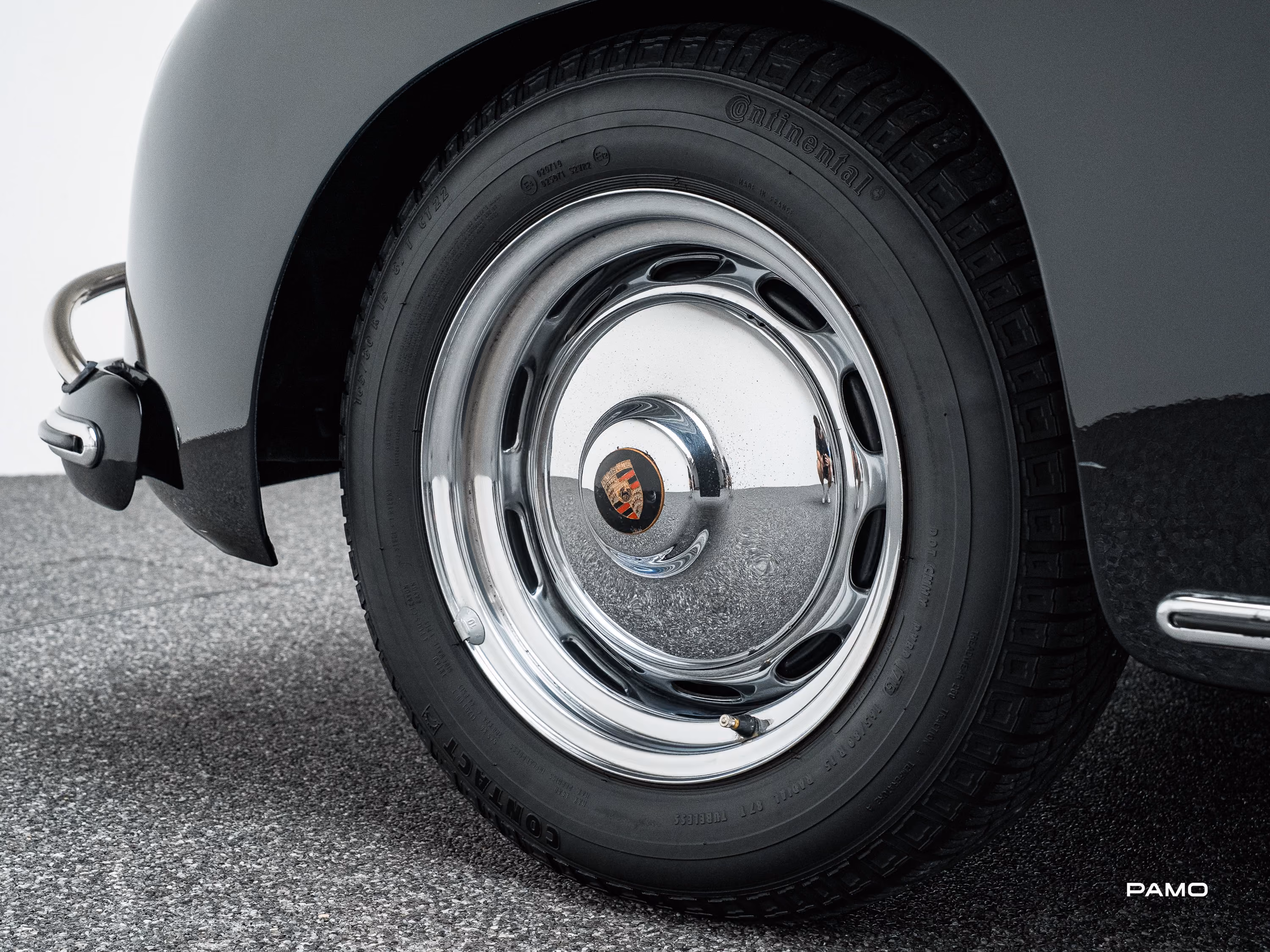 1565_Porsche_356_A_1600_Convertible_D-27.jpg