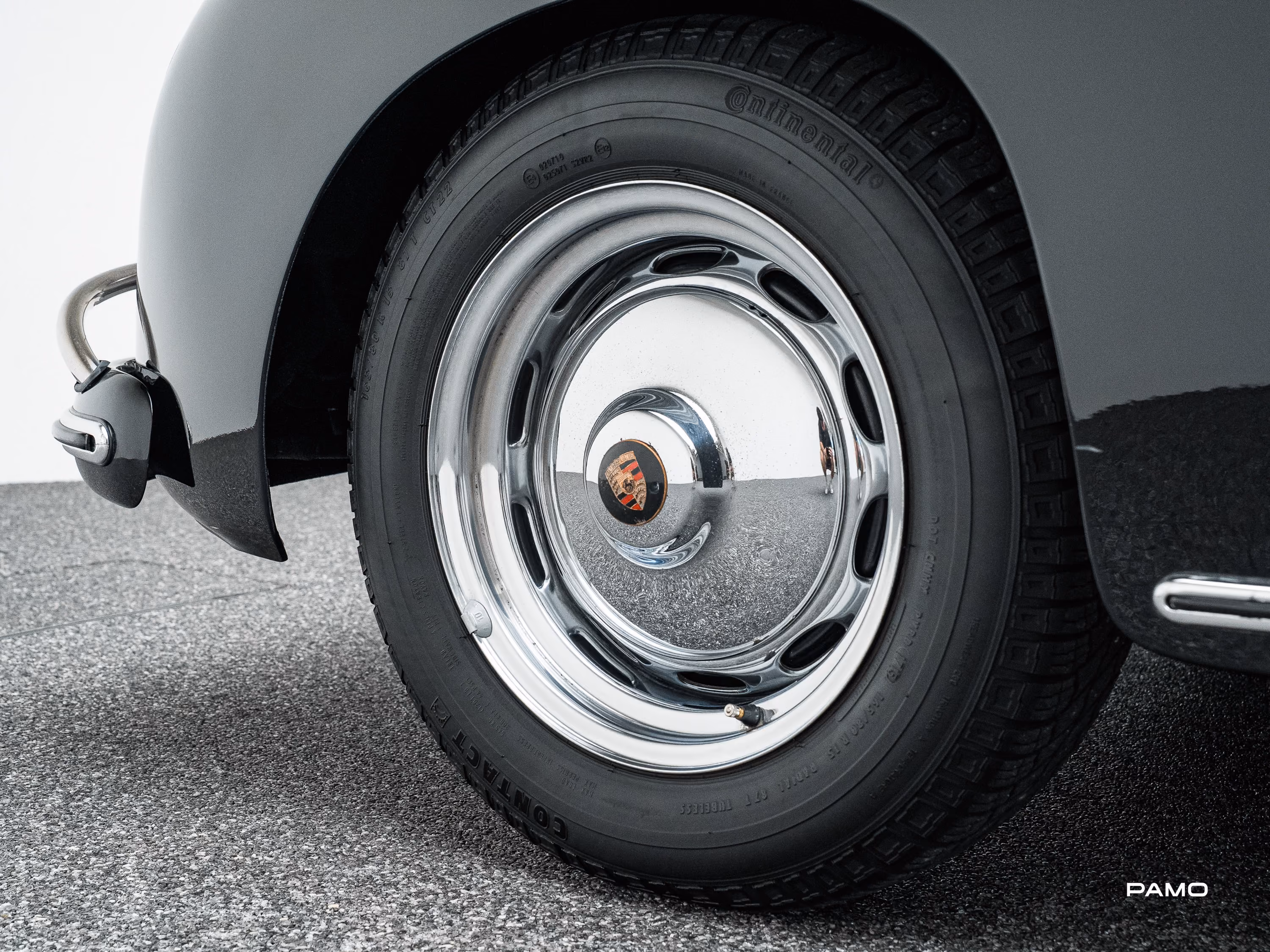 1565_Porsche_356_A_1600_Convertible_D-26.jpg