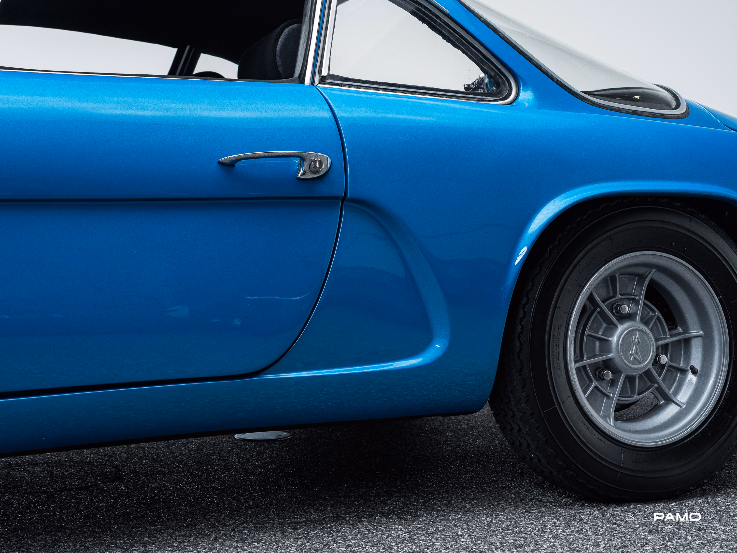 1376_Alpine_A110-13.jpg
