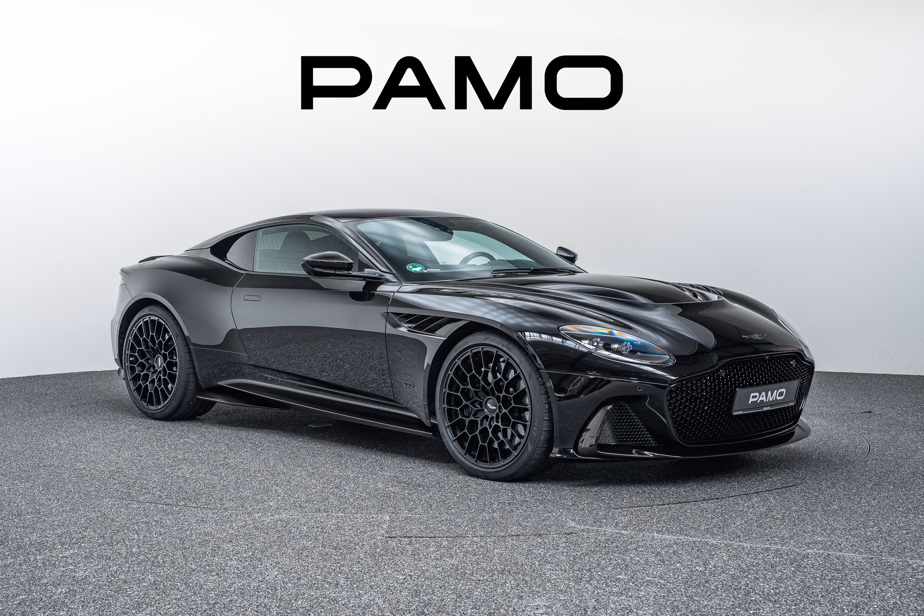 1506_Aston_Martin_DBS-0-1.jpg