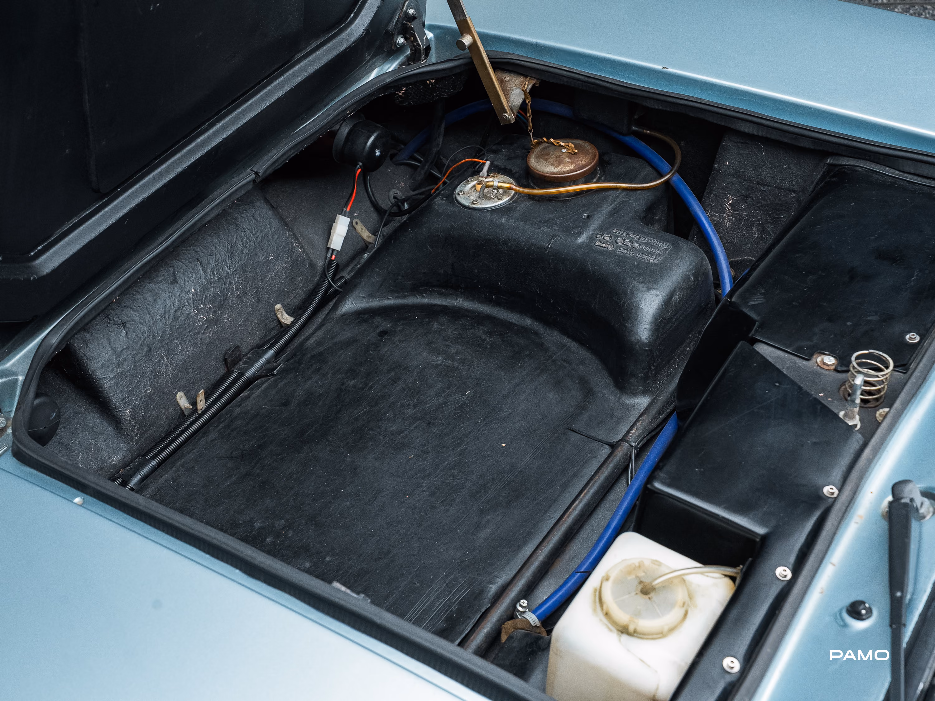 1581_Renault_Alpine_A310-28.jpg