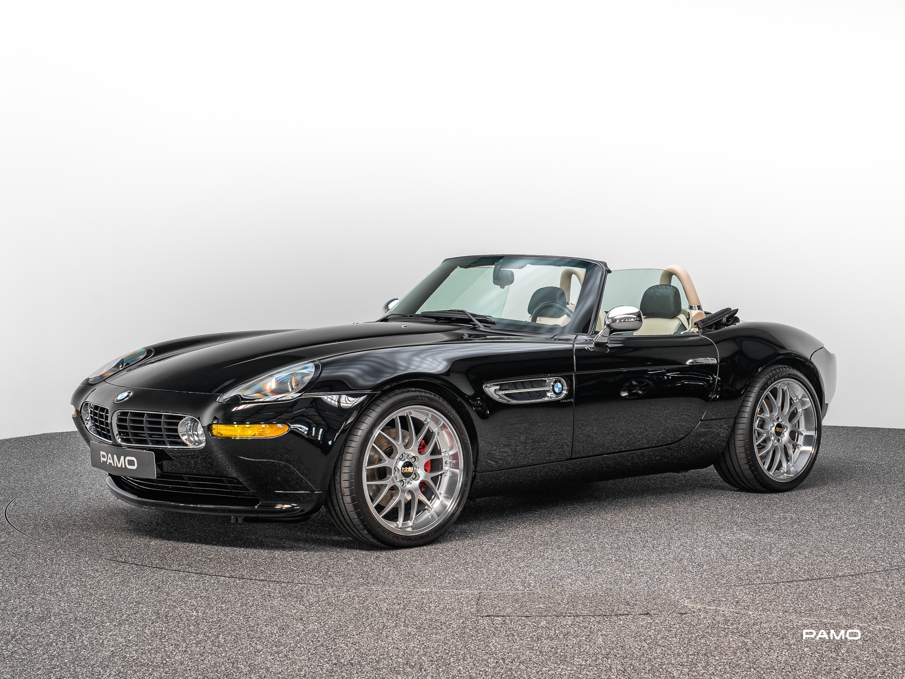 000_BMW_Z8-10.jpg