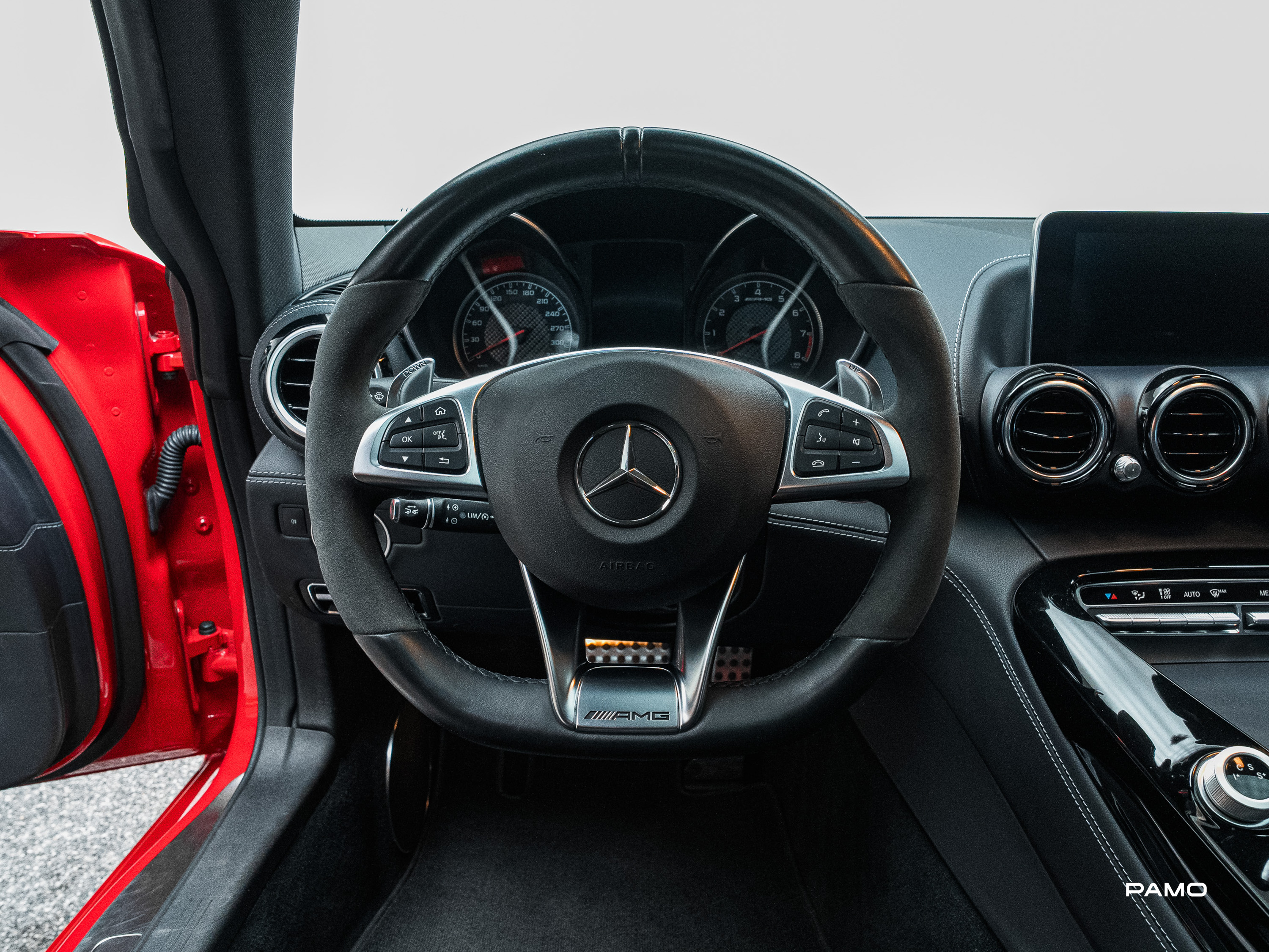 1141_Mercedes_AMG_GT-27.jpg