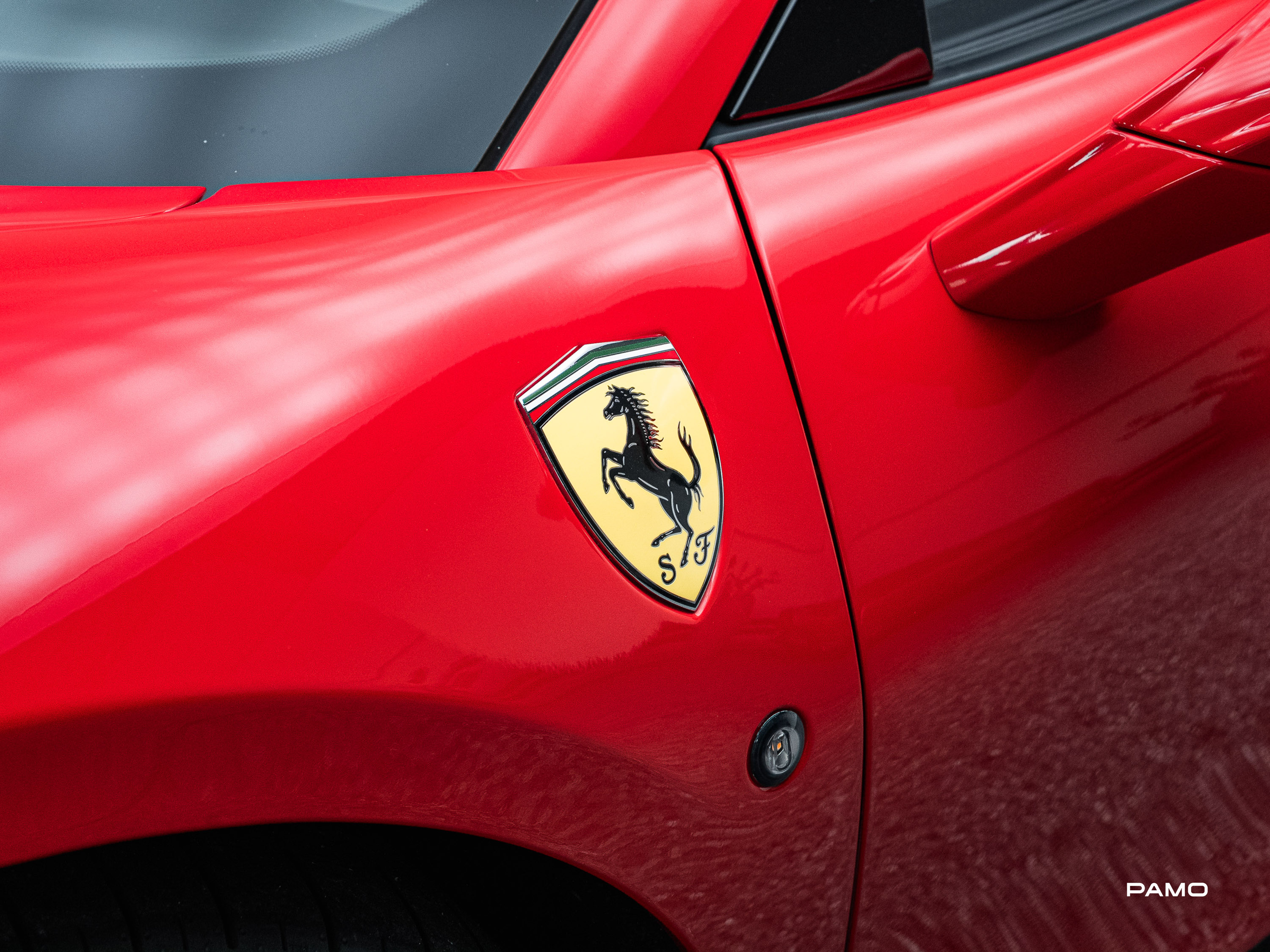 1584_Ferrari_F8_Spider-18.jpg