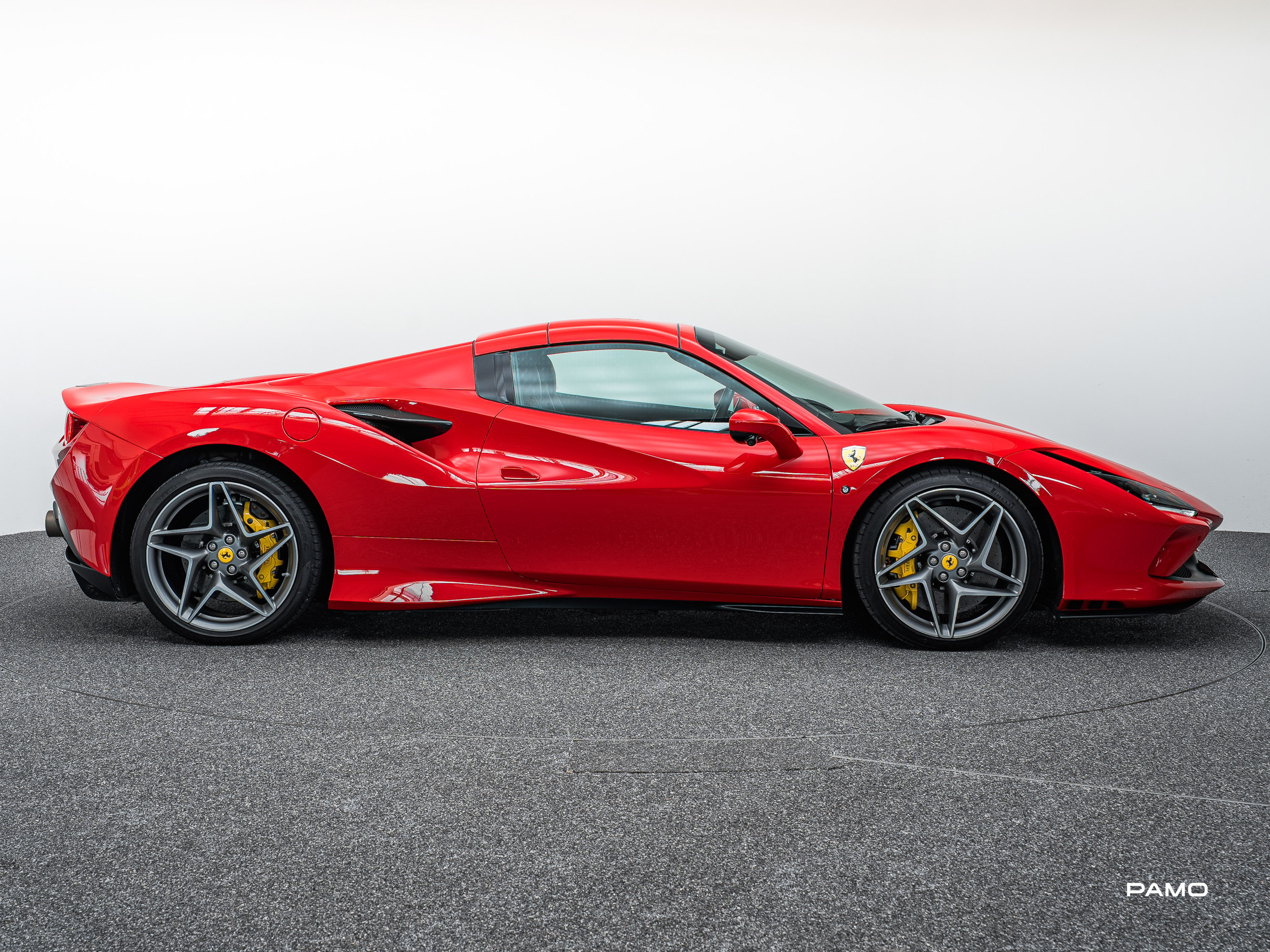 1584_Ferrari_F8_Spider-7.jpg