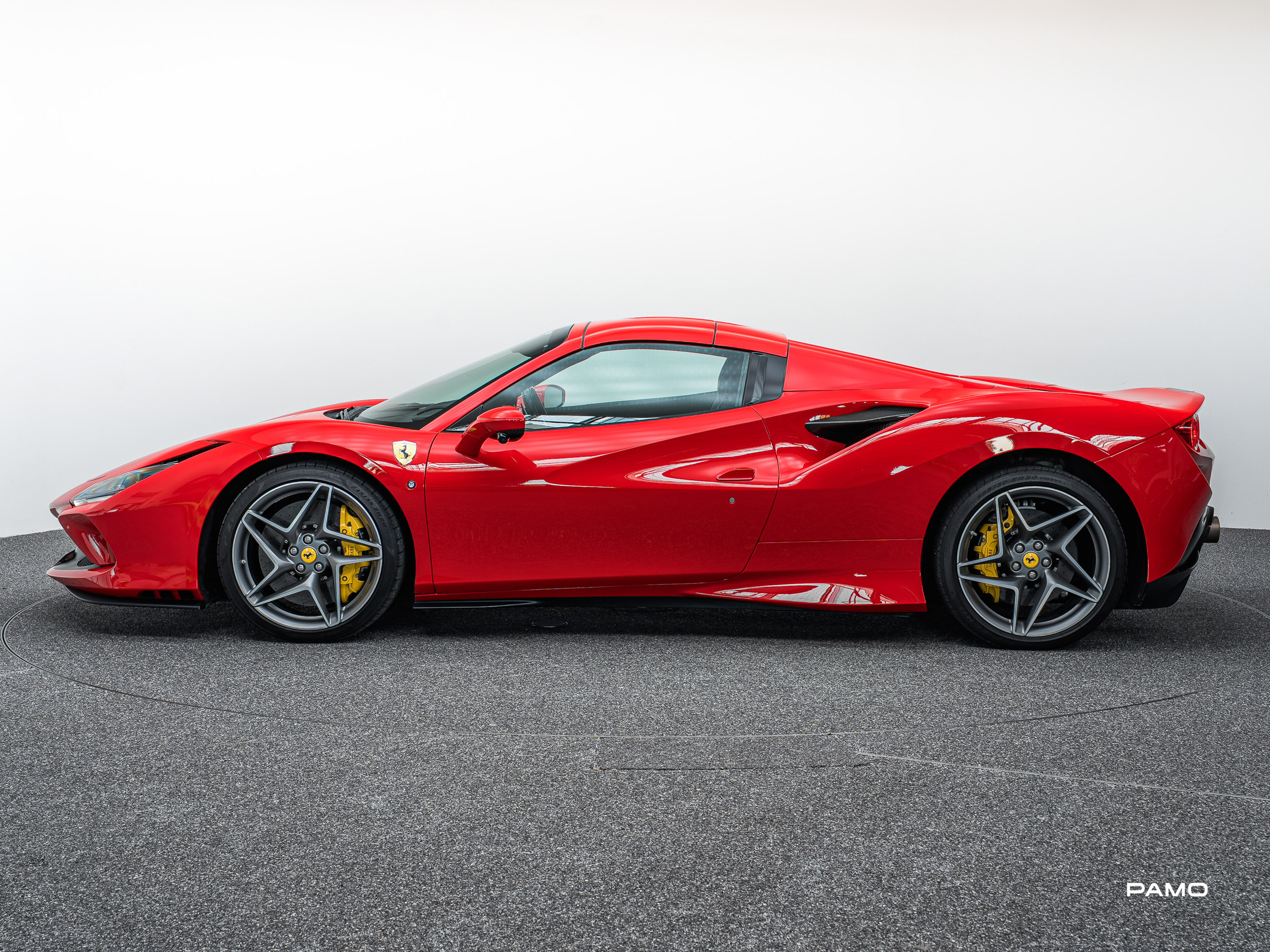 1584_Ferrari_F8_Spider-3.jpg