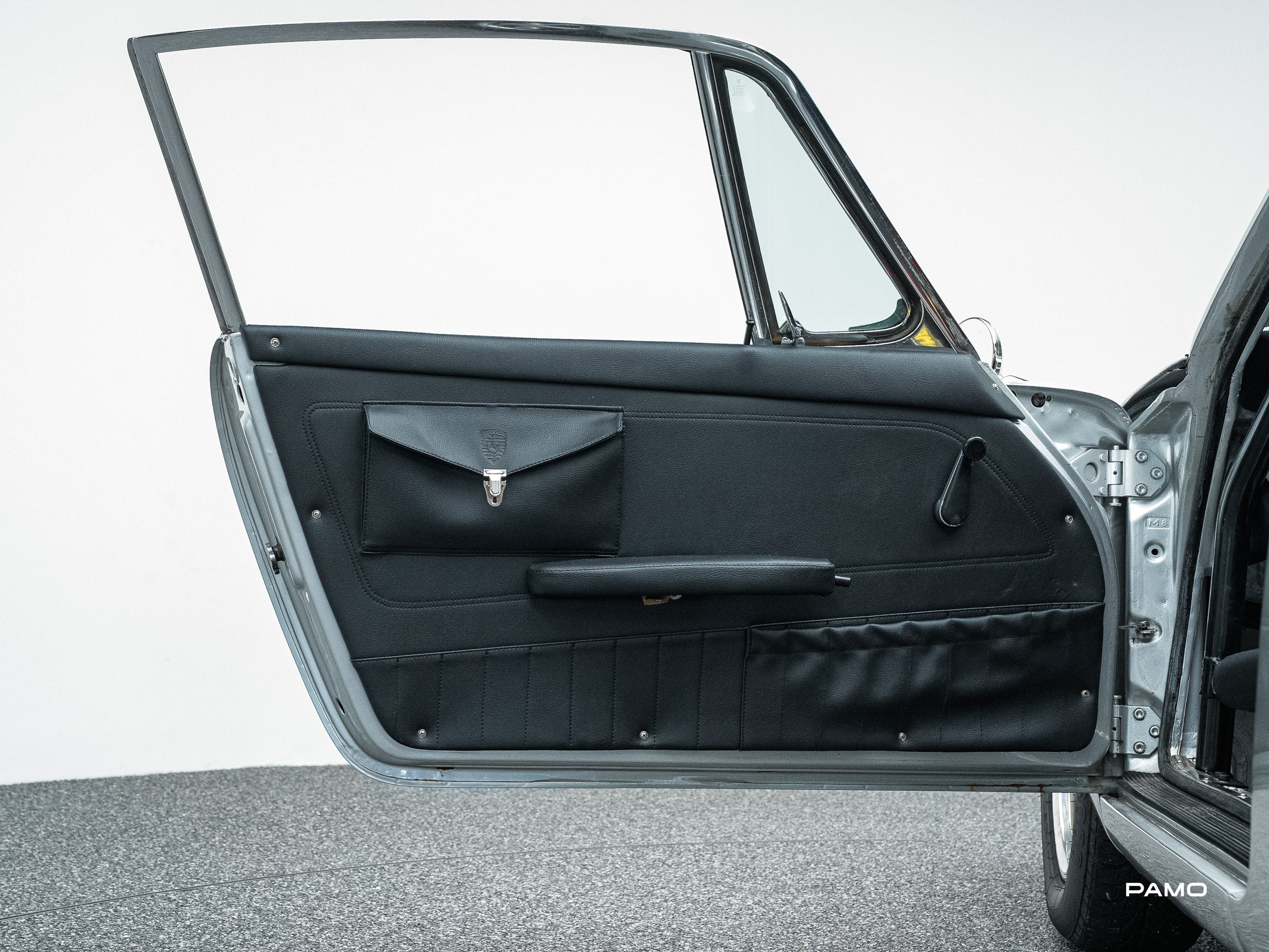 1591_Porsche_912-25.jpg