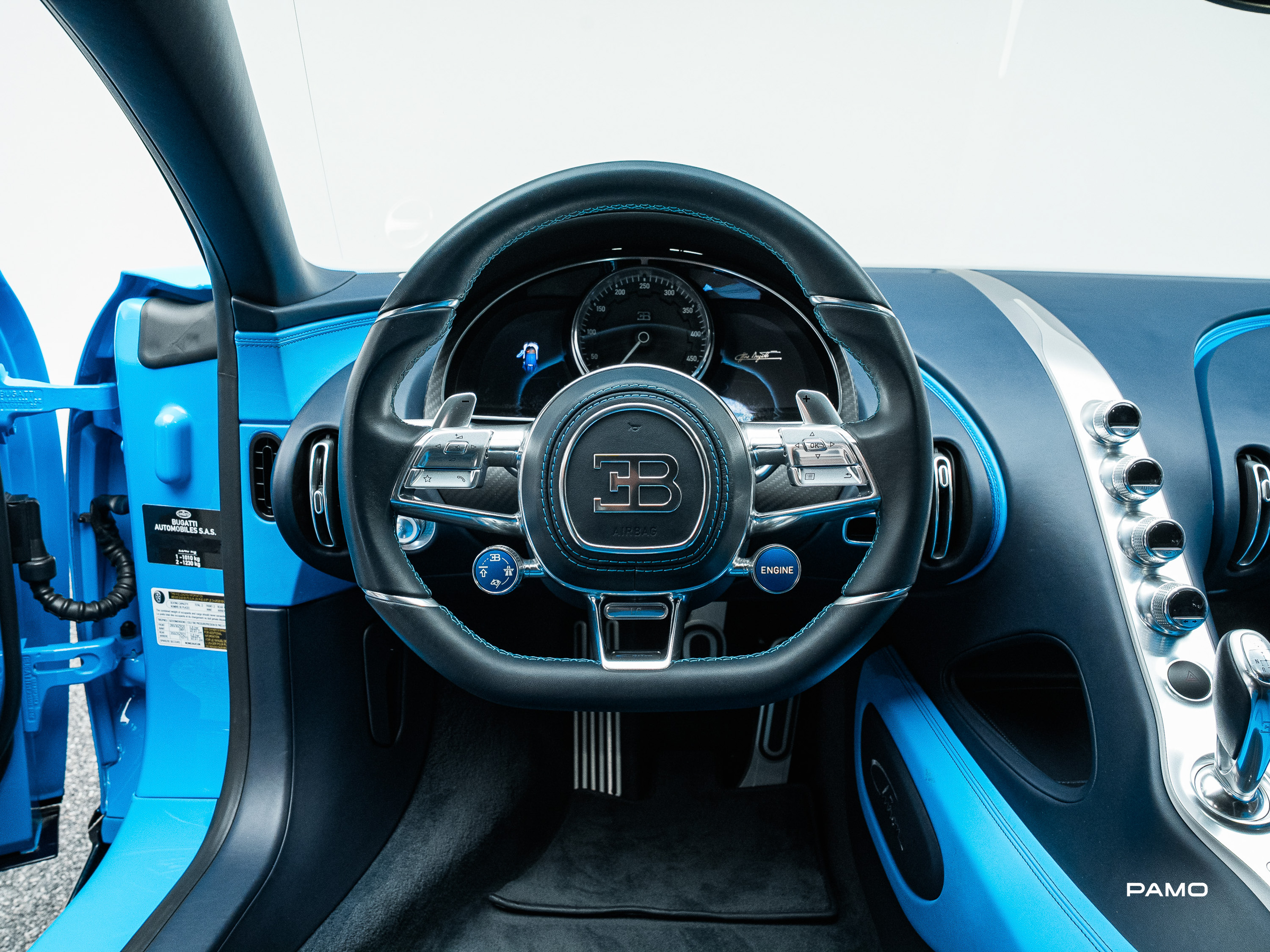 1567_Bugatti_Chiron_blue-26.jpg