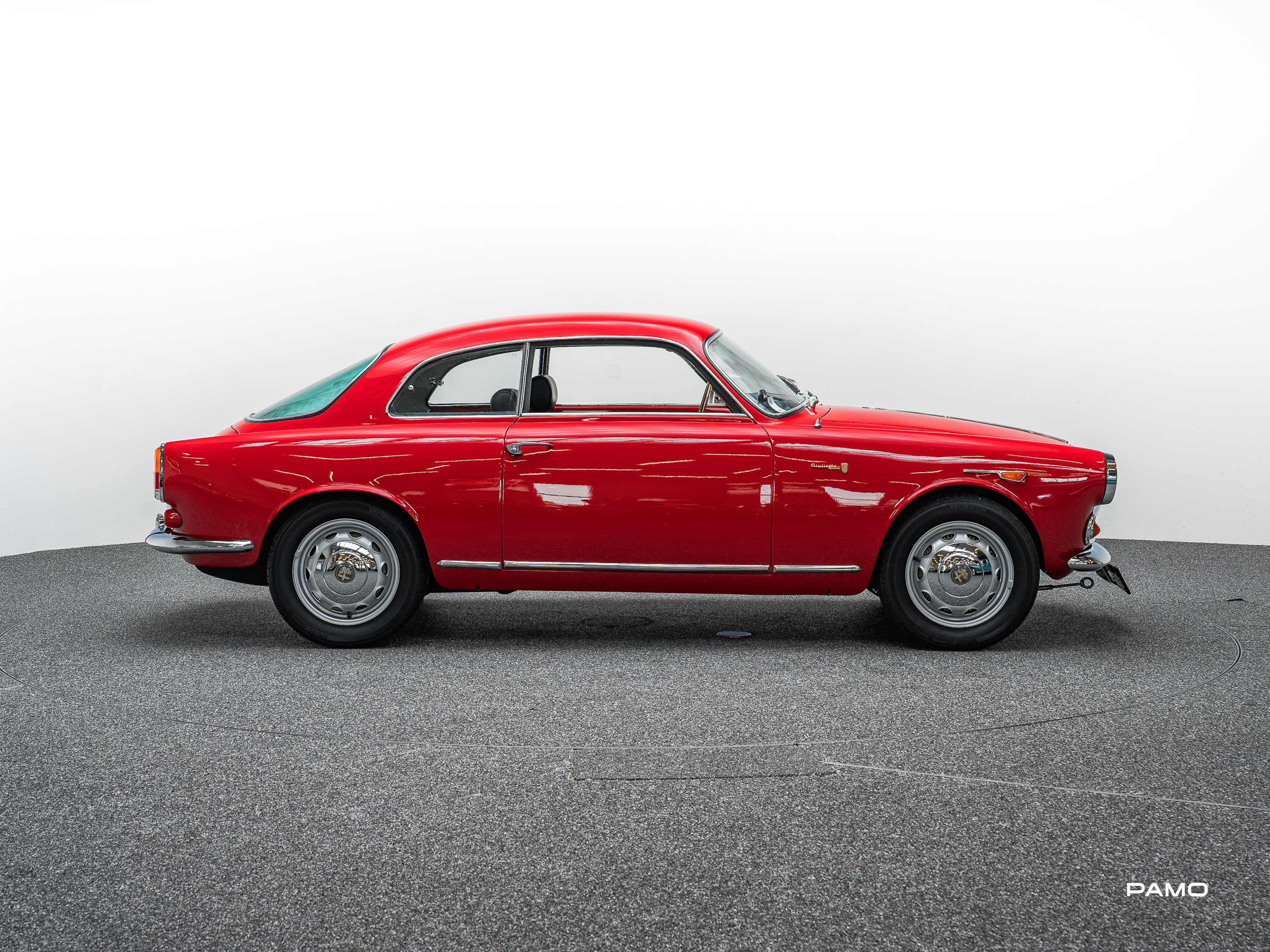 1619_Alfa_Romeo_Giulietta_Sprint-8.jpg