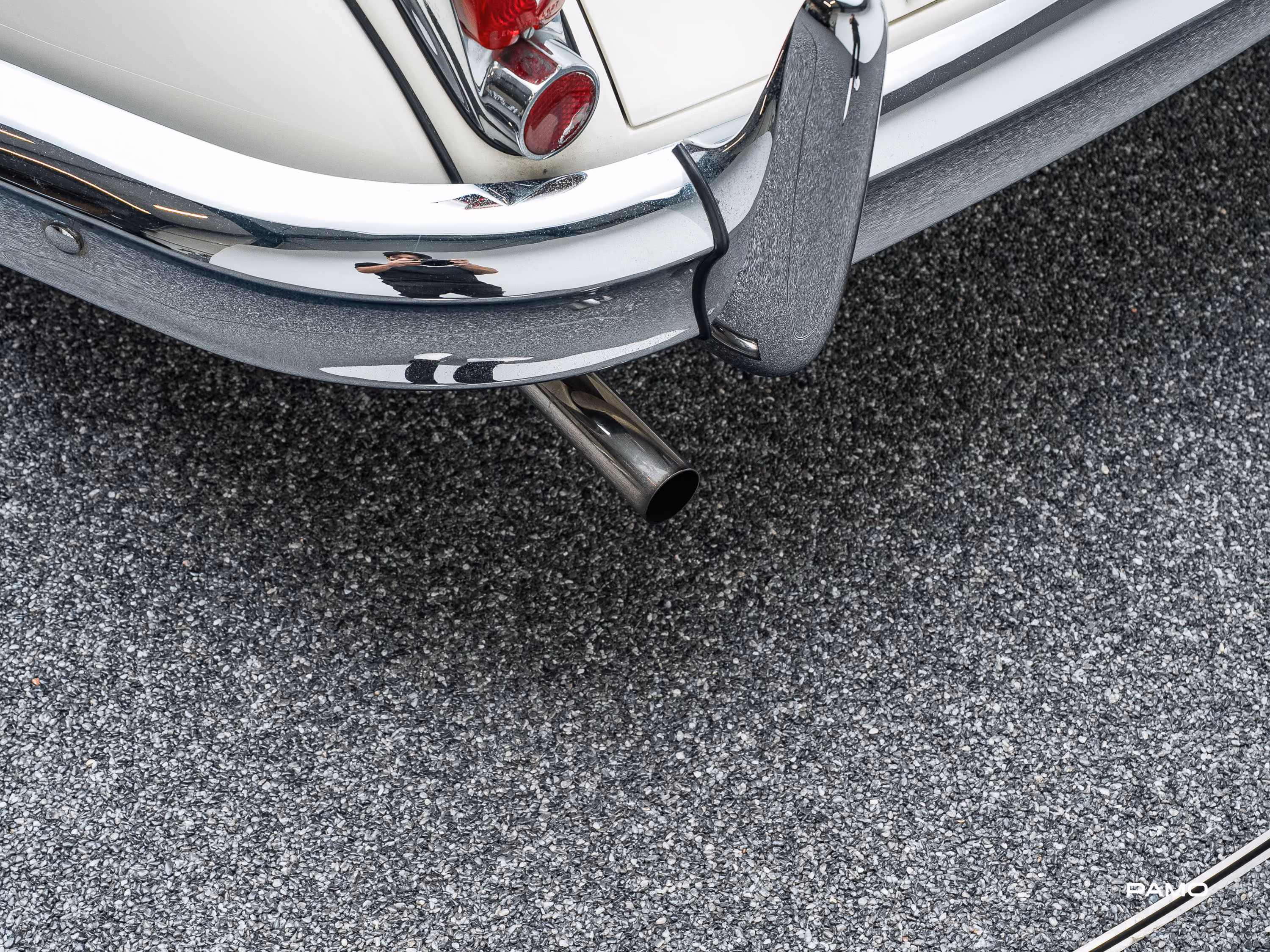 1236 _Jaguar XK 150 DHC-26.jpg