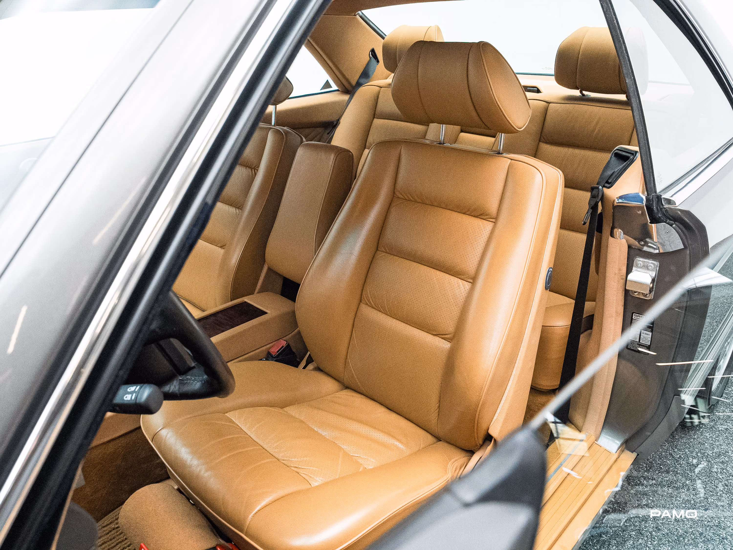 1611_Mercedes_Benz_560_SEC-24.jpg