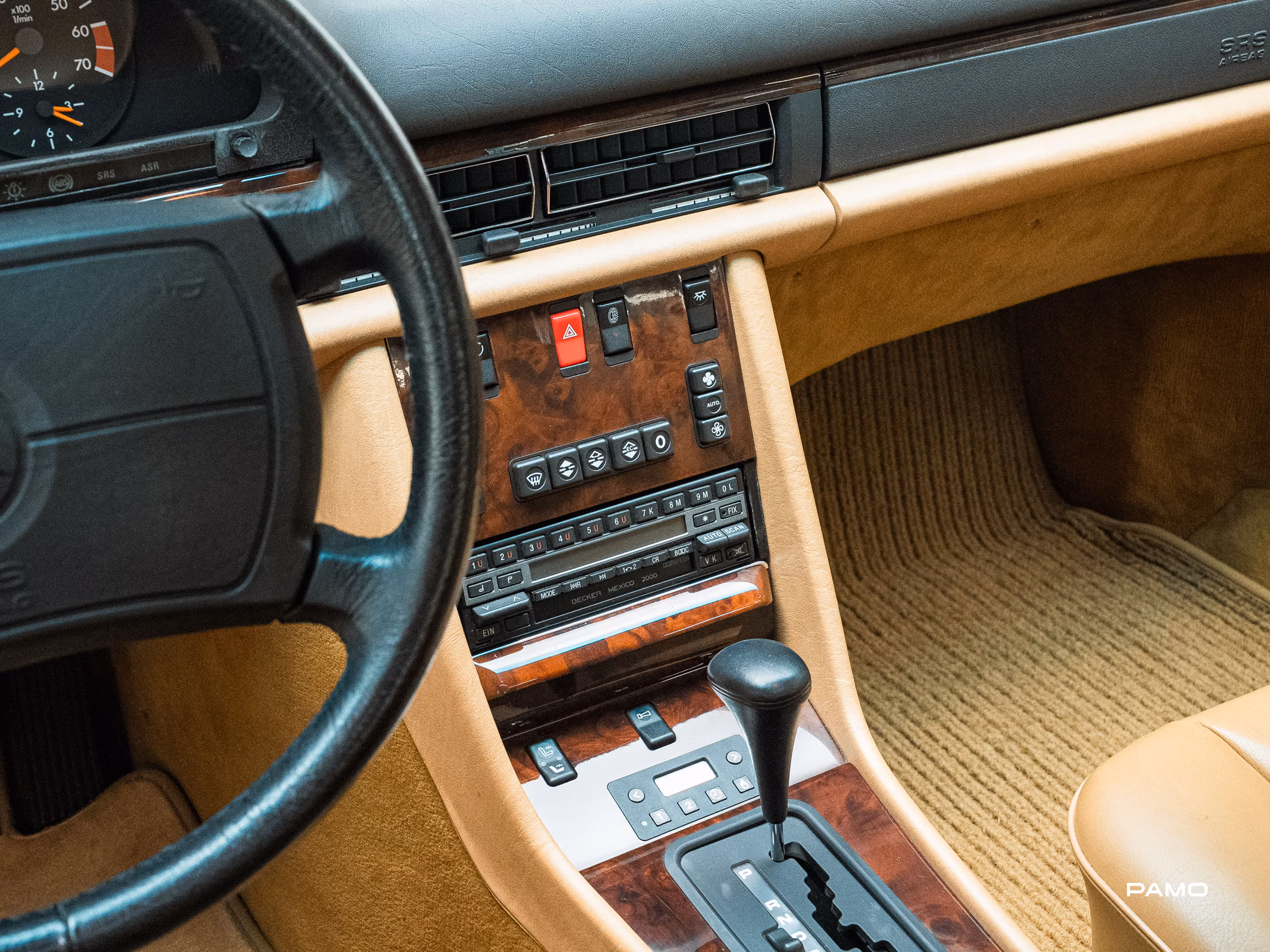 1611_Mercedes_Benz_560_SEC-26.jpg