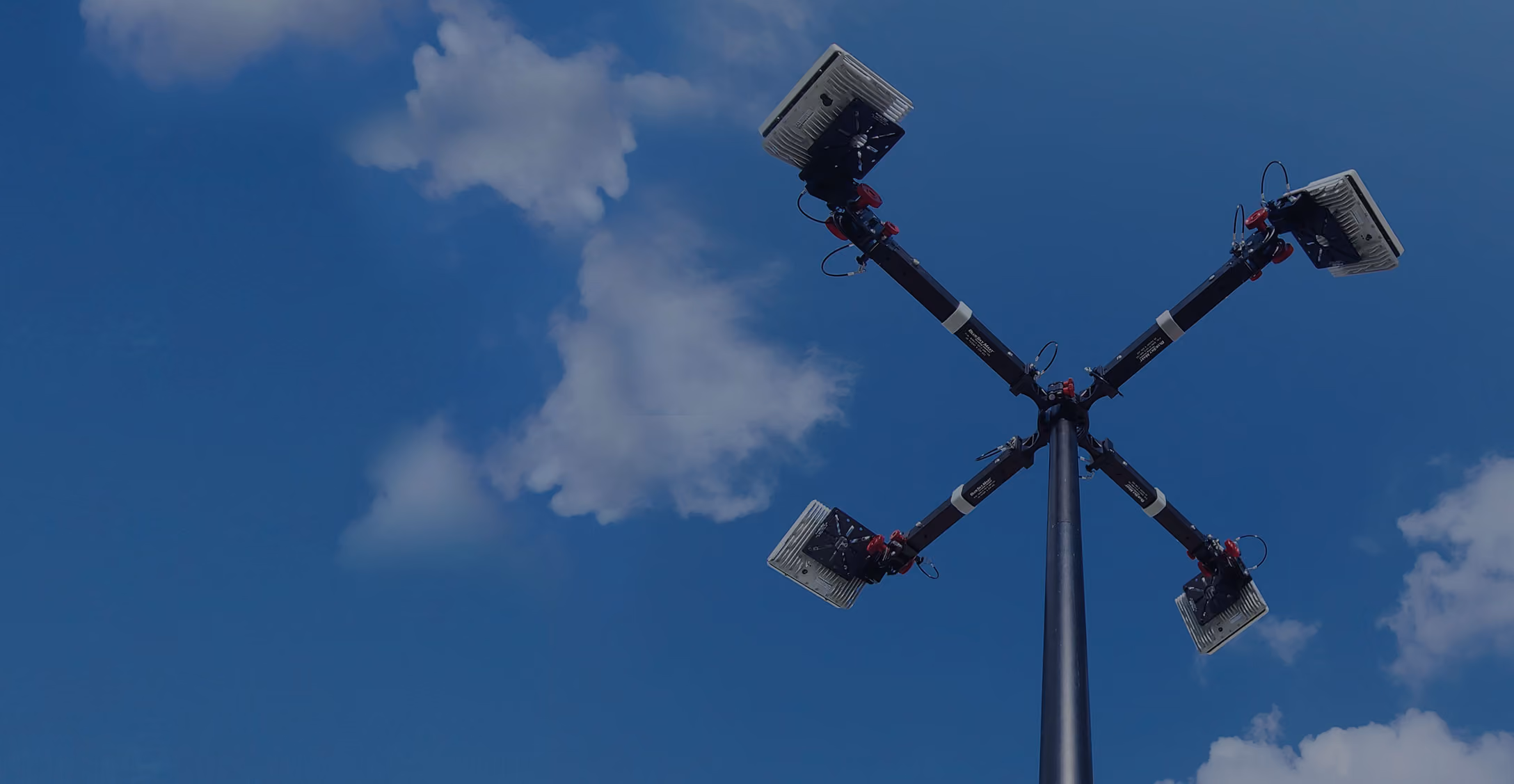 BlueSky Mast 200 Lift Series - AL2 with EchoGuard 4-up radar configuration, product image, counter-UAS application