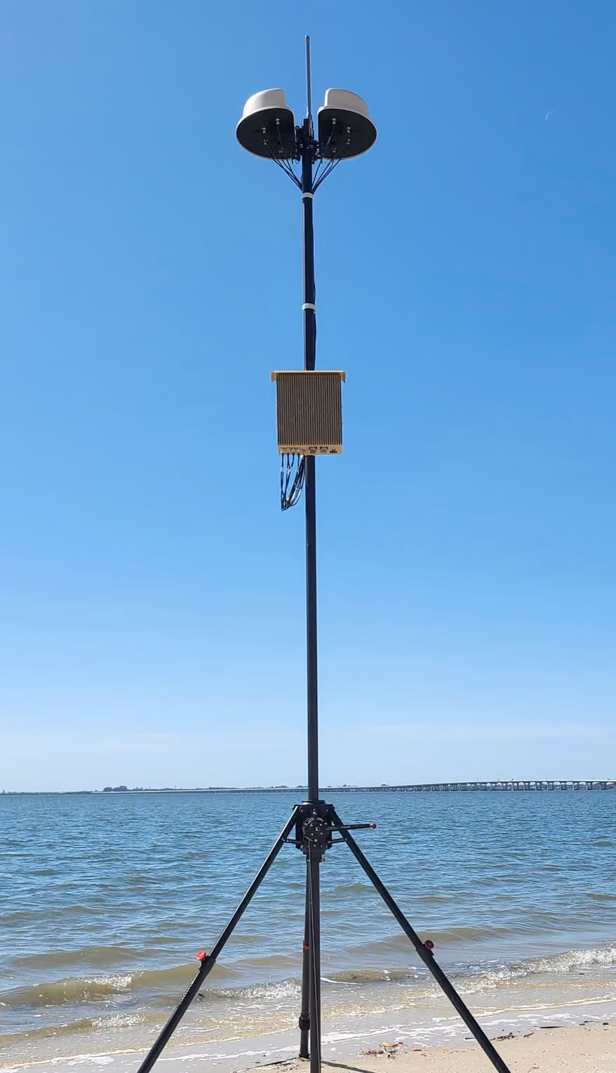 BlueSky Mast 200 Lift Series - AL2 with BlueHalo SkyView DIVR MKII UAS detection system, configuration diagram, counter-UAS application