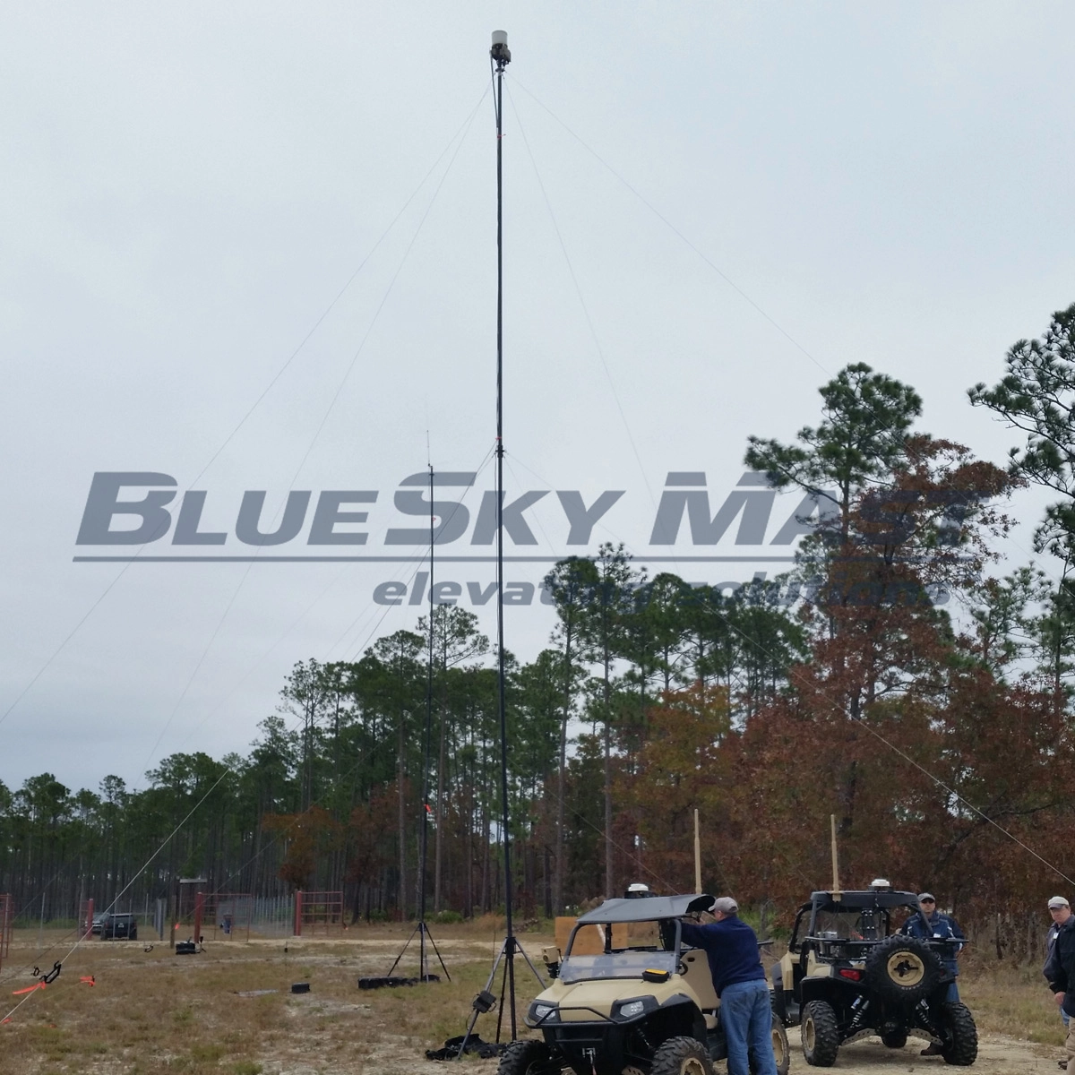 BlueSky Mast 200 Lift Series - AL2 tactical mast deployed in the field