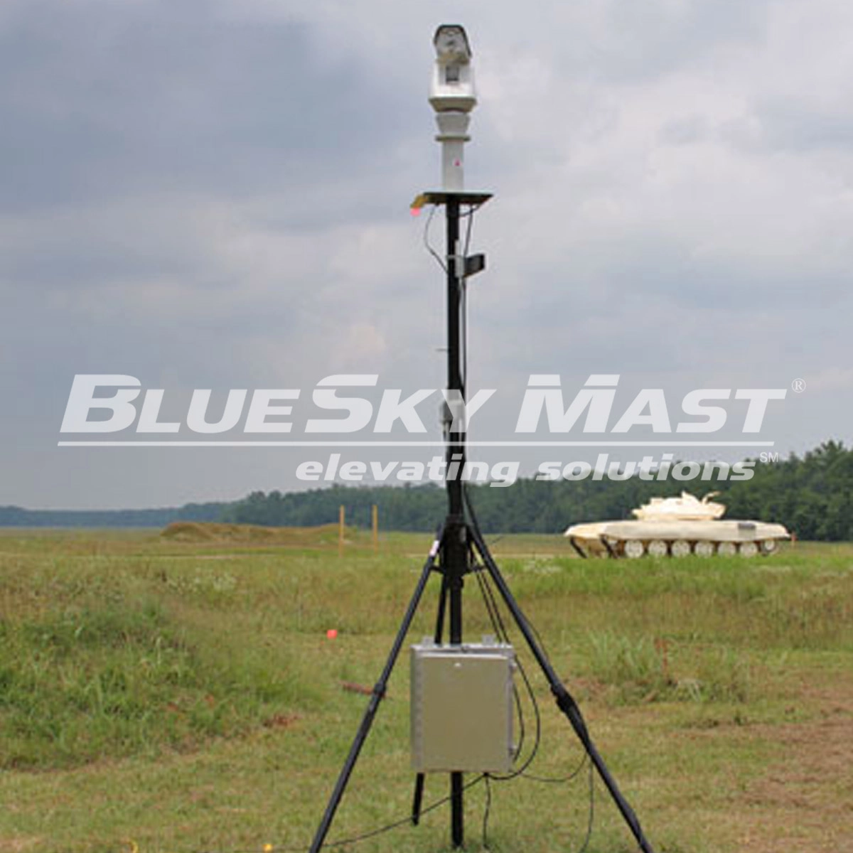 BlueSky Mast 200 Standard Series - AL2 tactical mast deployed in the field
