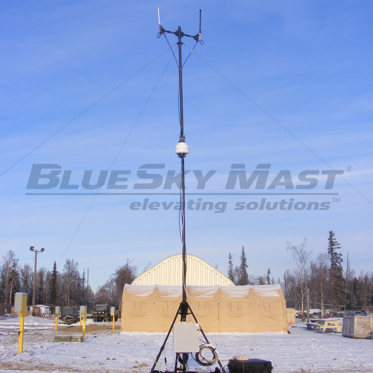 BlueSky Mast 200 Standard Series - AL2 tactical mast deployed in the field