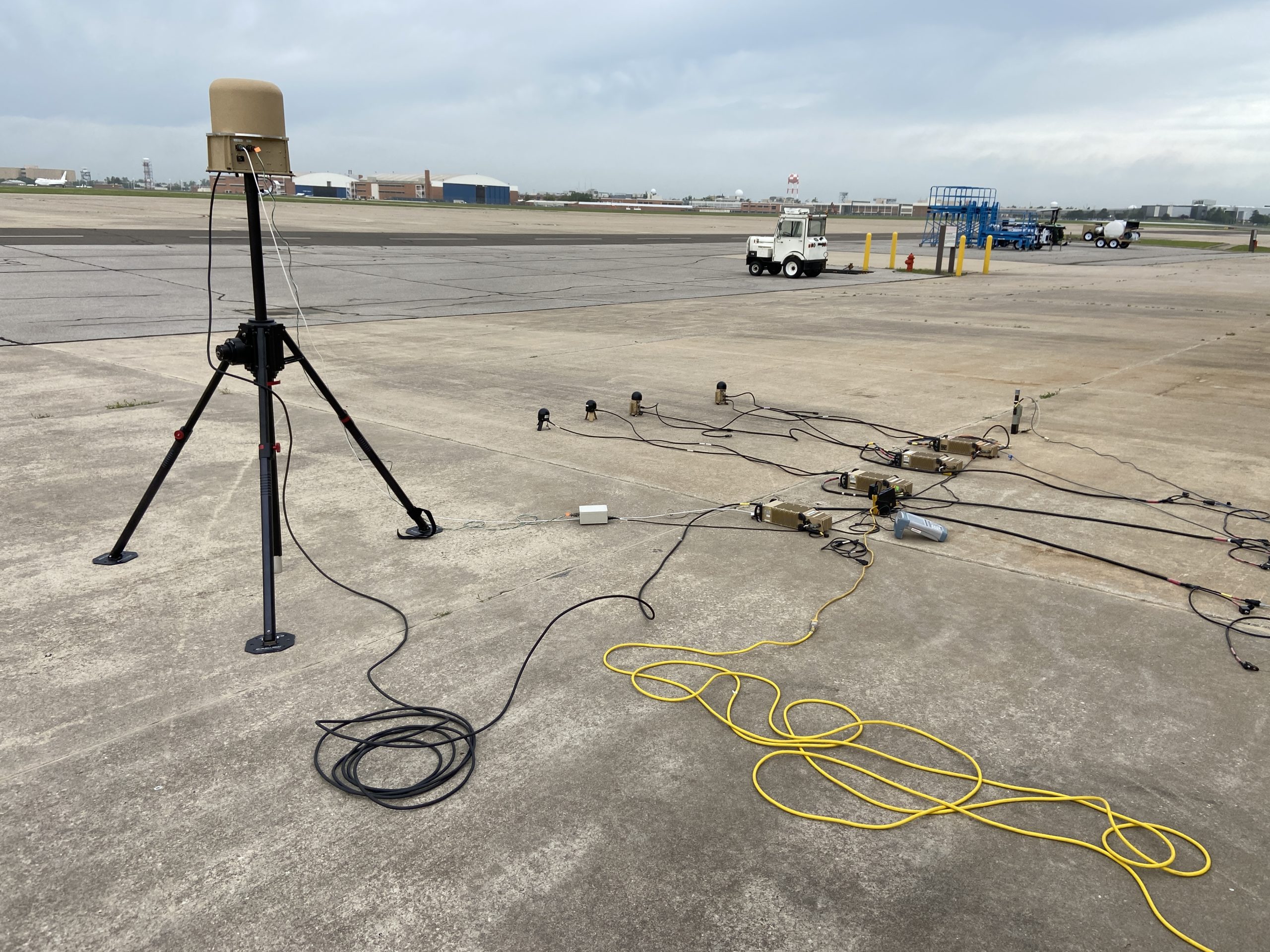 BlueSky Mast 200 Lift Series with tactical radio and wireless data payload, Tactical Communications