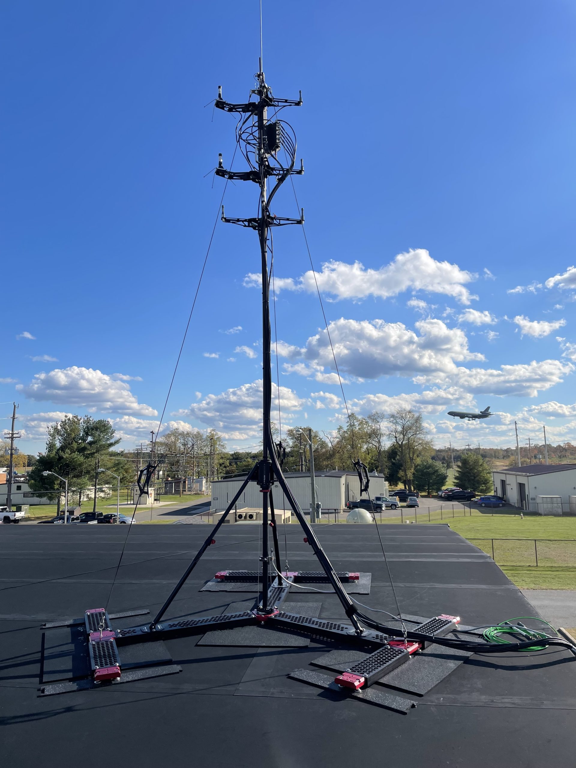BlueSky Mast 200 Lift Series with counter-UAS sensor payload, Counter-UAS (C-UAS)