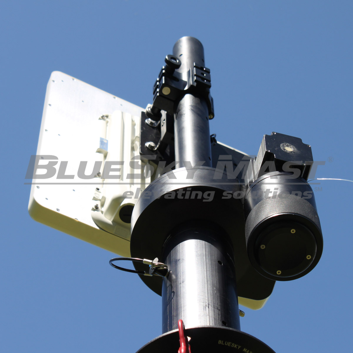 BlueSky Mast with tactical radio and wireless data payload, Tactical Communications